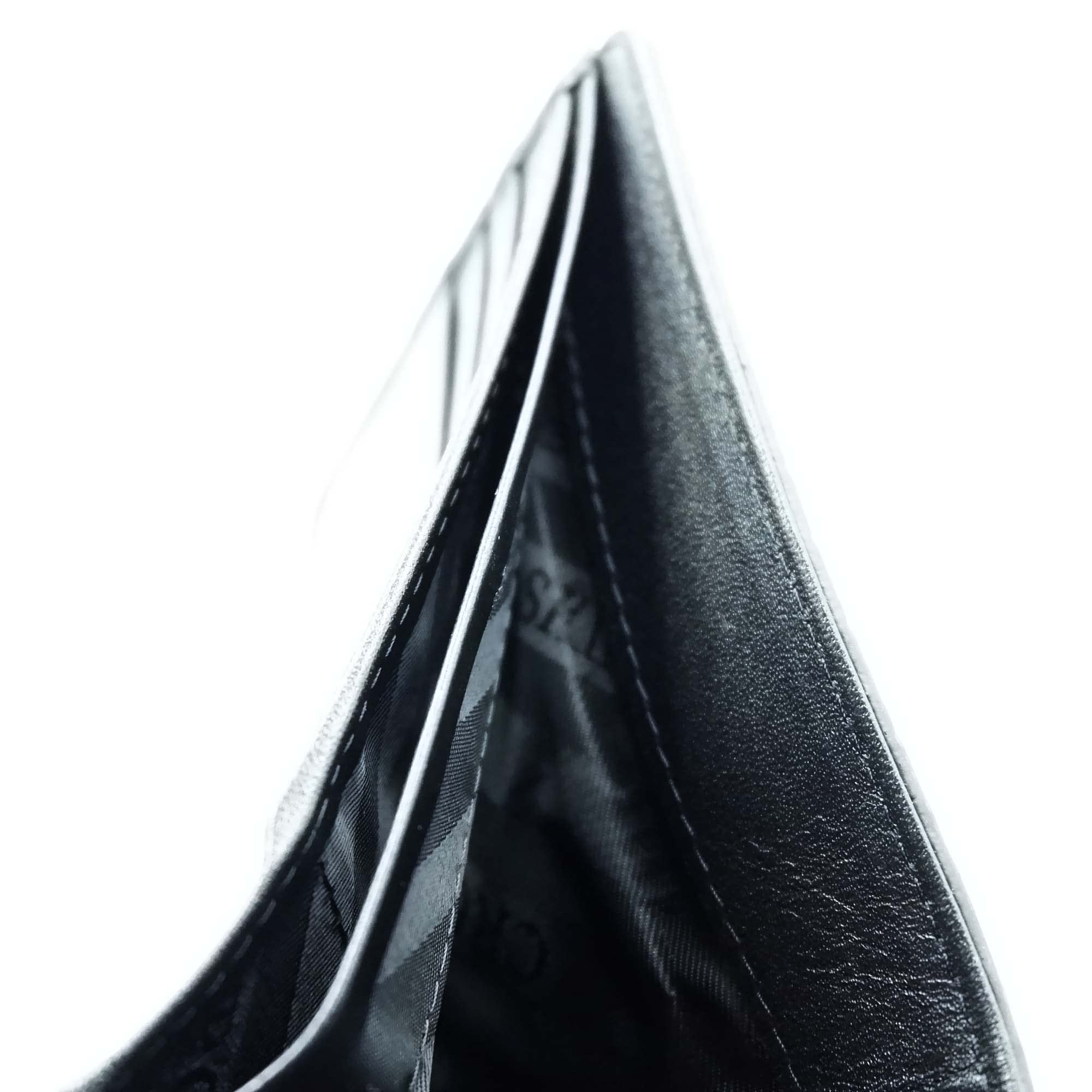 Genuine Black Crocodile Leather Men's Bi-Fold Wallet - Premium Slim RFID Blocking Billfold for Everyday Carry & Business Use
