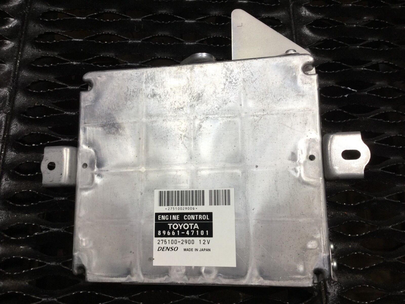 04 05 06 Toyota Prius Engine Control Module 89661-47101 OEM - Replacement ECU for Improved Performance & Fuel Efficiency
