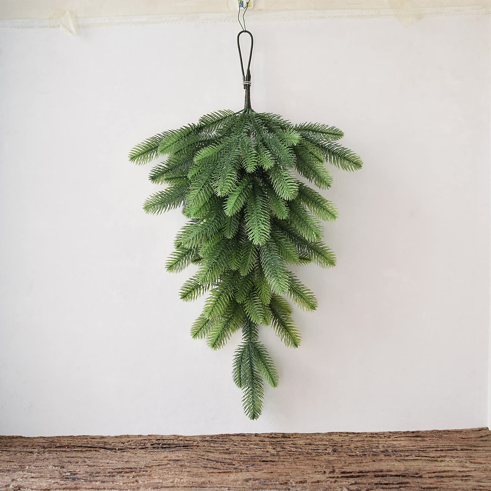 Christmas Pine Needles Teardrop Swar Garland - 27.6 Inch Green Artificial Pine Swag for Xmas Mailbox, Wall & Window Decor - Holiday Home & Outdoor Christmas Decorations