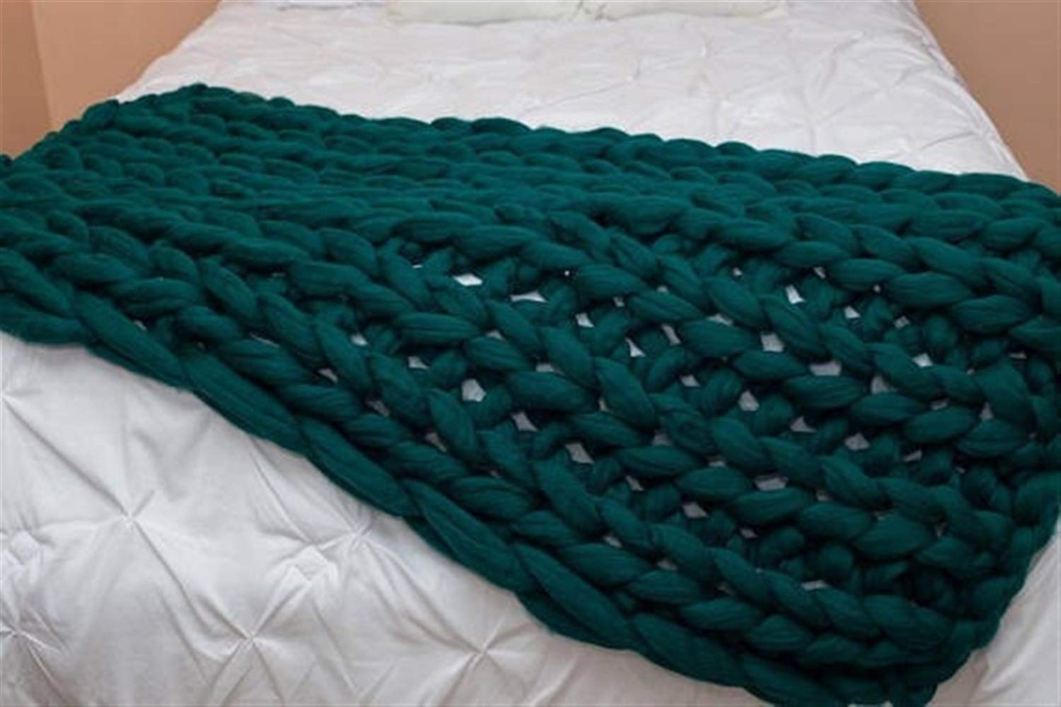 Chunky Knit Merino Wool Throw Blanket - 80x80cm Soft Warm Green Knitted Blanket for Sofa, Bed & Cozy Home Decor - Perfect for Winter, Living Room, and Gift Giving