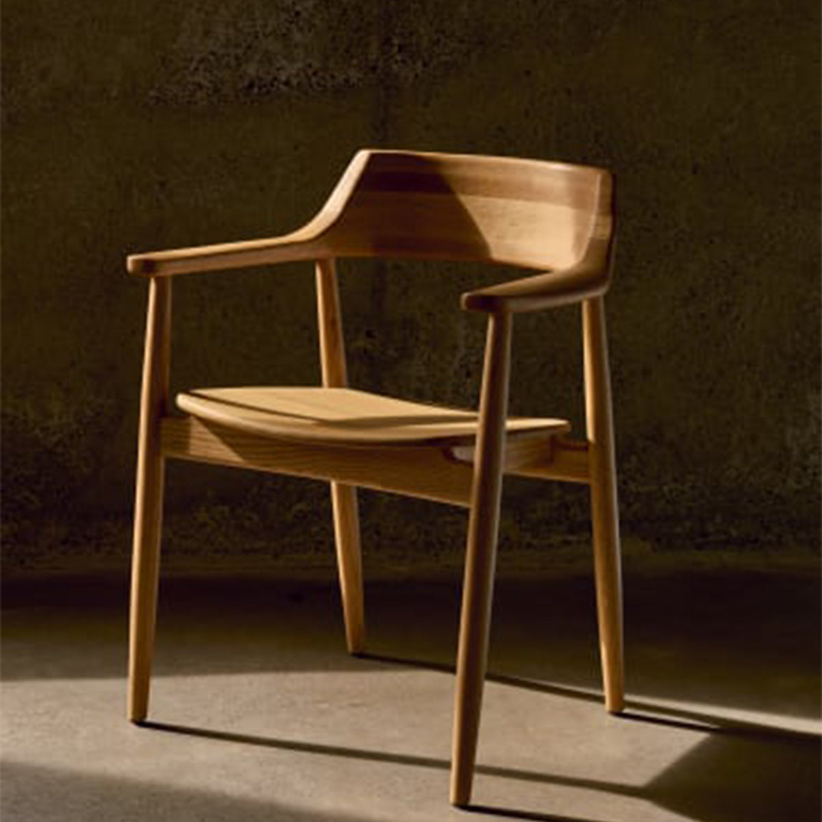 Modern Fondes Dining Chair - Sturdy Wooden Frame & Comfortable Upholstered Seat - Perfect for Kitchen, Dining Room, and Breakfast Nook - Elegant Home Decor Furniture