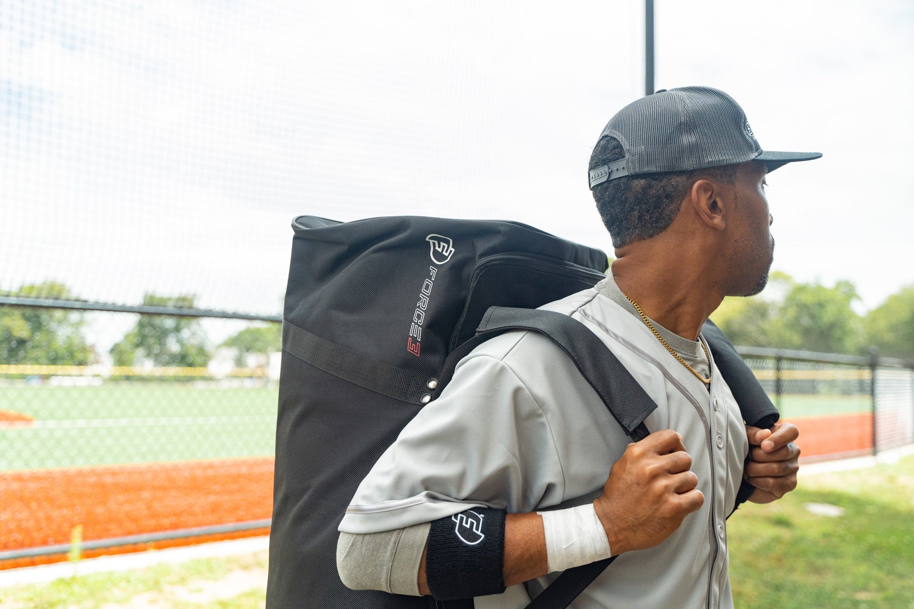 Professional Player Equipment Bag - Durable Sports Gear for Baseball, Soccer & Basketball - Perfect for Training, Games & Travel