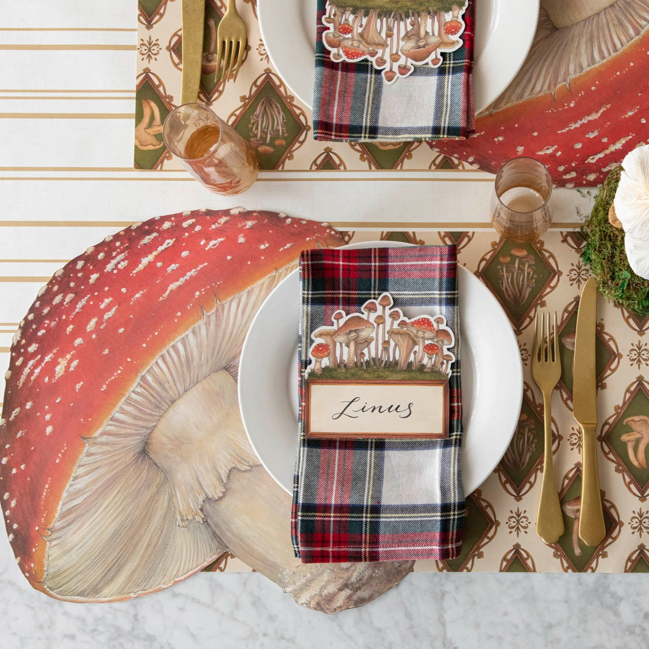 Eco-Friendly Die-Cut Mushroom Placemat for Dining Table - Perfect for Kitchen, Party, and Home Decor