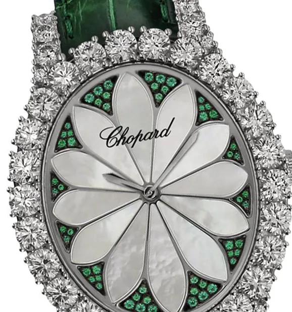 Chopard L'Heure Du Diamant 18K White Gold Diamond & Emerald Ladies Watch - Luxury Women's Timepiece for Formal Events & Special Occasions