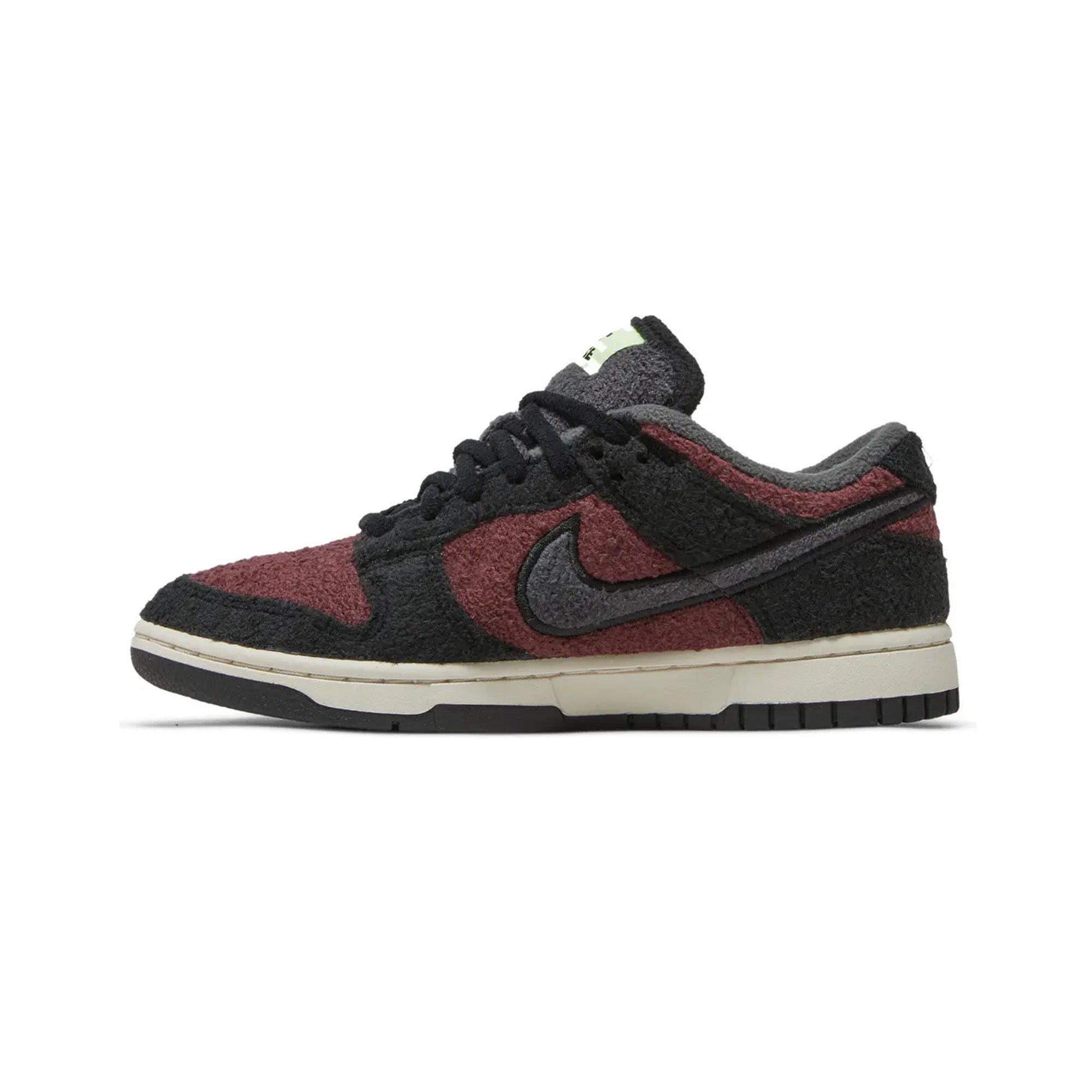 Nike Dunk Low SE 'Fleece Pack Burgundy Crush' Women's Sneakers (2022) - Comfortable Casual Shoes for Streetwear, Gym & Everyday Fashion