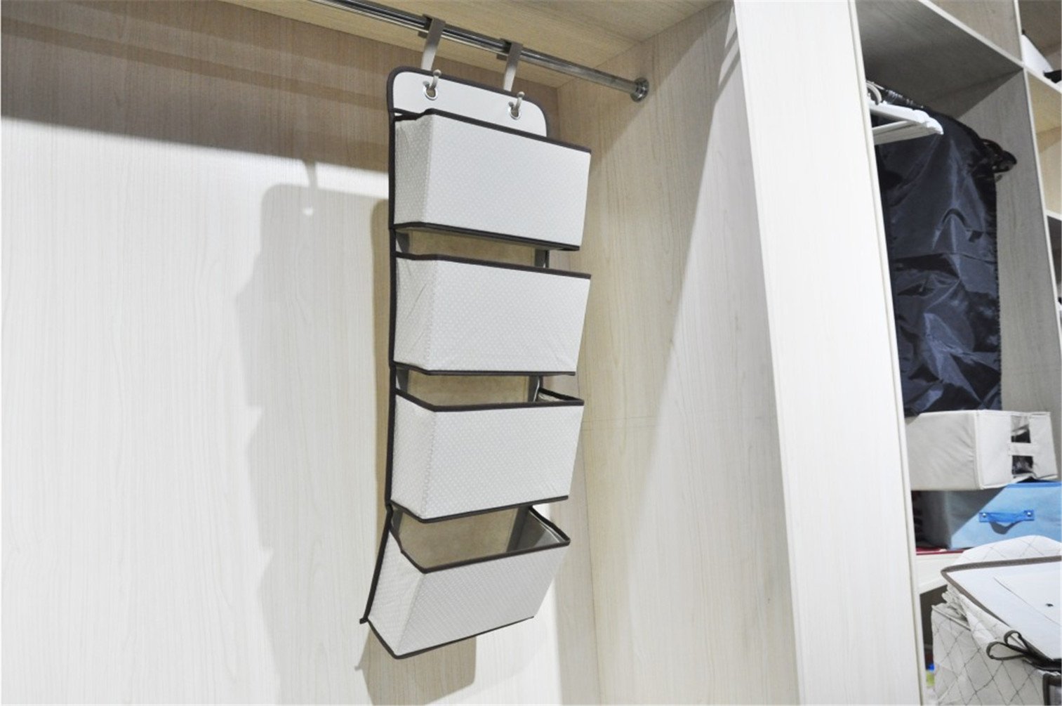 4-Pocket Over The Door Hanging Organizer - Durable Non-Woven Fabric Storage Bag for Toys, Towels, Bottles & More - Perfect for Bedroom, Bathroom & Closet Organization