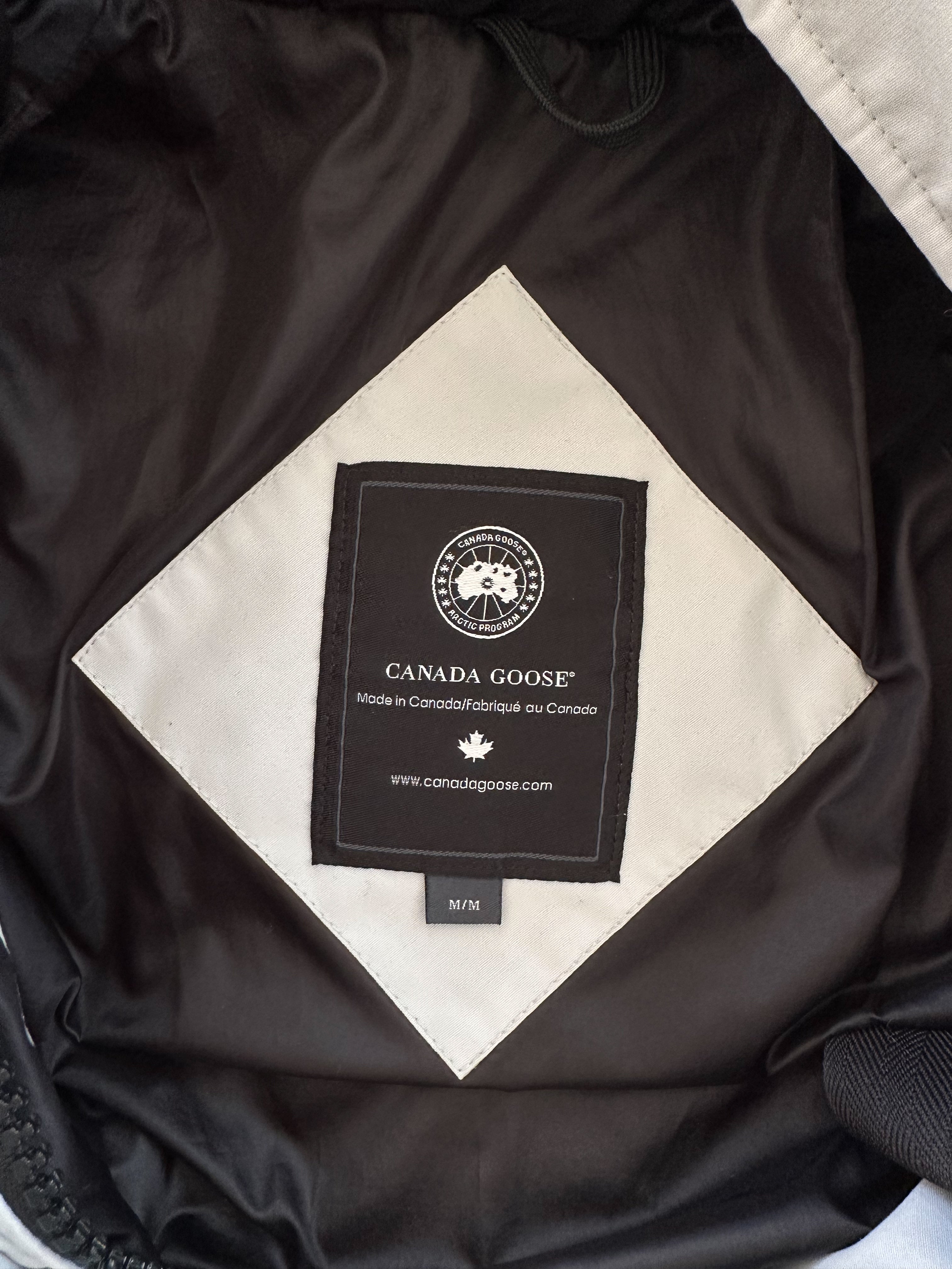 Canada Goose Silverbirch Lorette Black Label Women's Winter Jacket - Premium Waterproof Down Coat for Cold Weather, Outdoor Activities & Urban Fashion