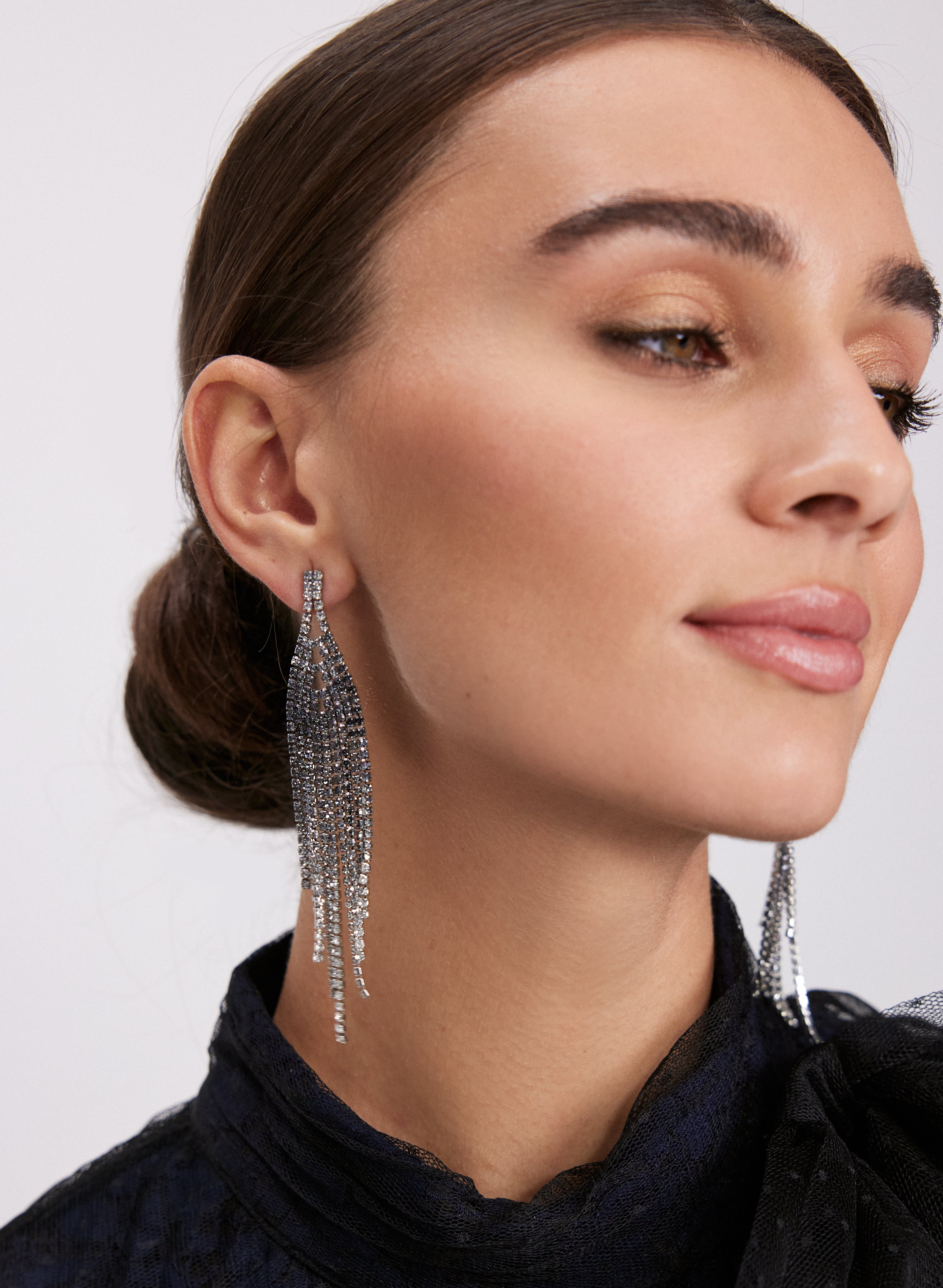 Elegant Crystal Drop Earrings for Women - Sparkling Dangle Jewelry for Parties, Weddings & Special Occasions