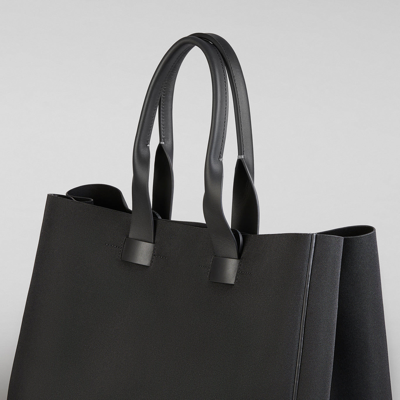 Lightweight Featherweight Tote Bag - Stylish & Durable Reusable Shopping Tote for Women - Perfect for Groceries, Beach, Work & Travel
