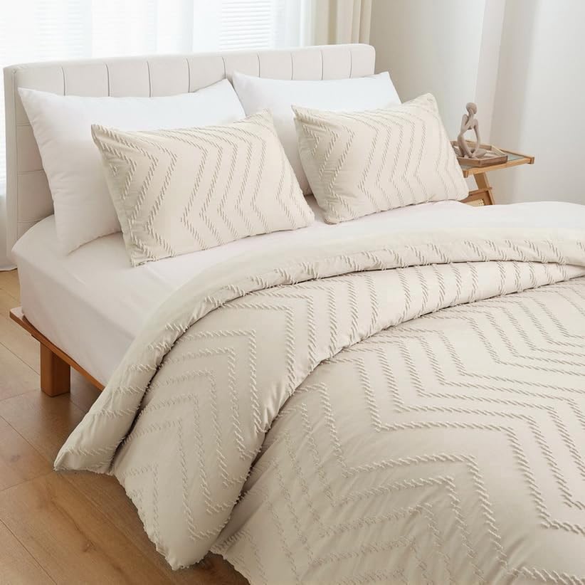 YIRDDEO Beige Queen Size Comforter Set 3Pcs - Boho Chevron Tufted Cream Bedding Set, Farmhouse Lightweight Neutral Comforter with 2 Pillowcases | Perfect for Master Bedroom, Guest Room & Cozy Home Decor