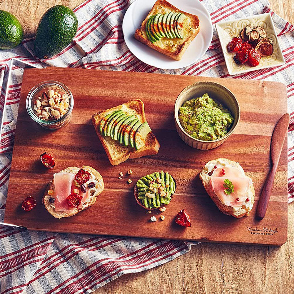 Premium Kevnhaun Wooden Cutting Board for Kitchen - Durable Bamboo Chopping Block with Juice Groove & Non-Slip Feet - Perfect for Meat, Vegetables, Fruits & Cheese - Ideal Gift for Home Chefs & Cooking Enthusiasts