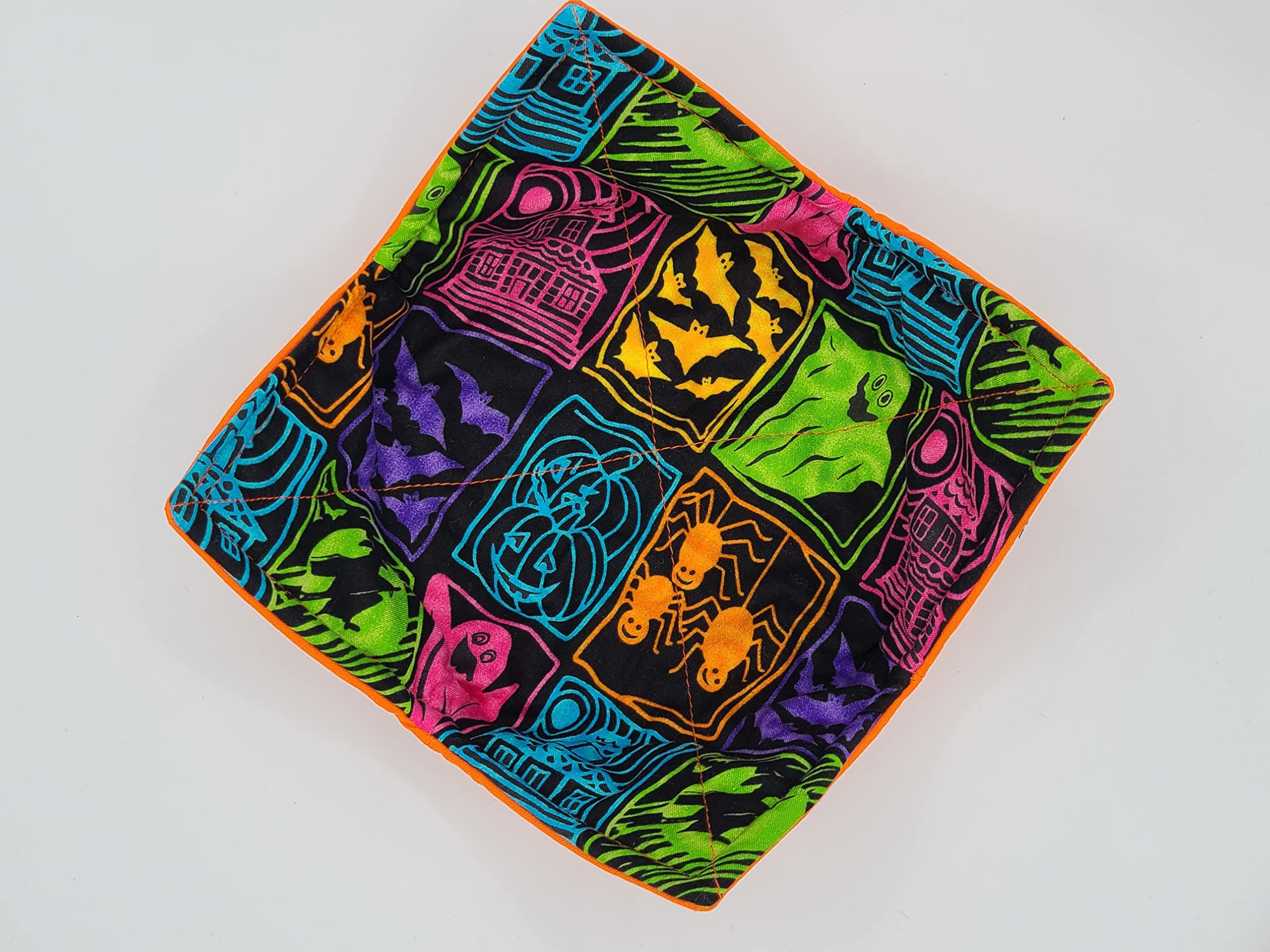 Spooky Halloween Microwave Cozy - Reversible Microwaveable Potholder with Bats, Witches, Ghosts & Pumpkins - Haunted House Design Bowl Holder - Non-Candy Trick or Treat Gift for Teachers (Handmade Under $10) - Perfect for Halloween Parties, Kitchen Decor & Cozy Fall Gatherings