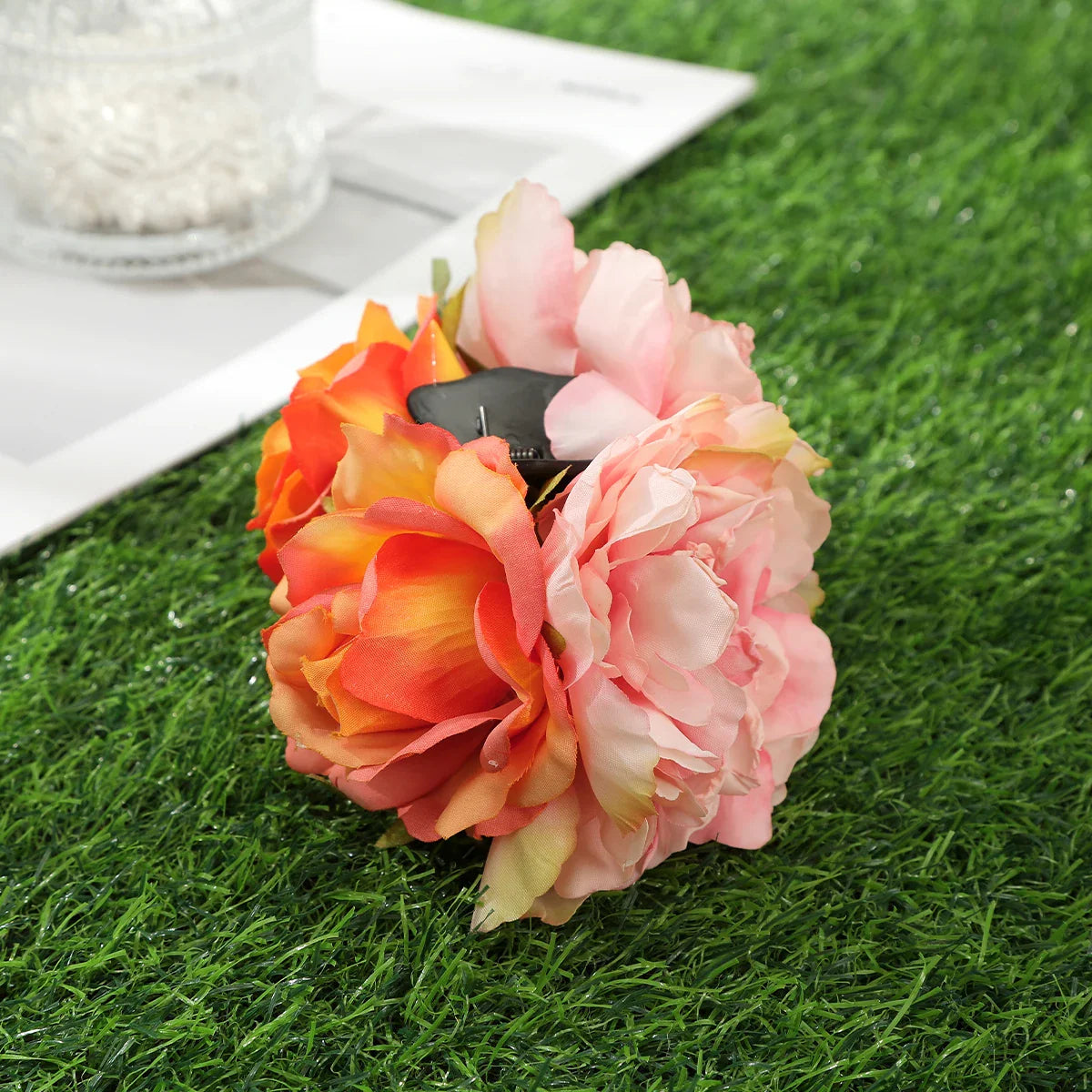 Haimeikang Large Flower Hair Clips for Women - Thick Hair Barrettes, Crab Claw Hairpins, Summer Fashion Hair Accessories for Weddings, Parties, and Everyday Wear