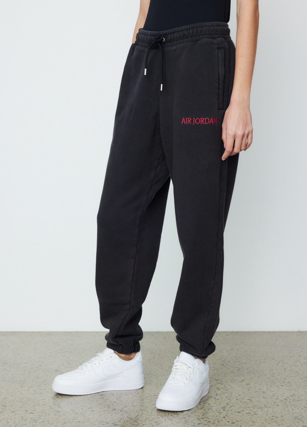 Air Jordan Fleece Pants for Men - Comfortable & Stylish Basketball Joggers - Perfect for Workout, Lounge & Casual Wear