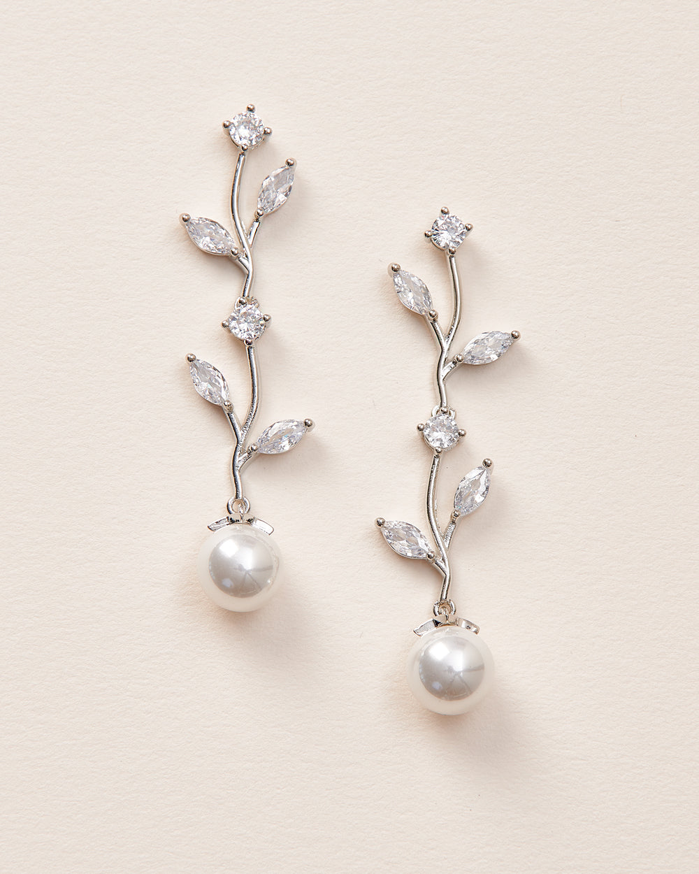 Elegant Pearl Floral Dangle Earrings for Women - Handmade Vintage Style Jewelry Gift for Bridal, Wedding, Party & Special Occasions