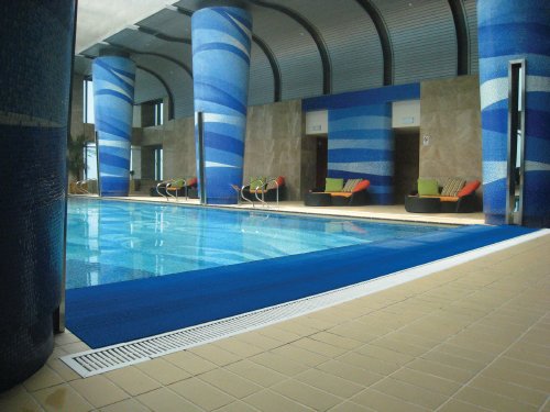 3M 3200 Safety-Walk Blue Anti-Slip Floor Mat 3' x 6' for Heavy Traffic & Wet Areas - Ideal for Commercial Kitchens, Pool Decks, and Industrial Workplaces
