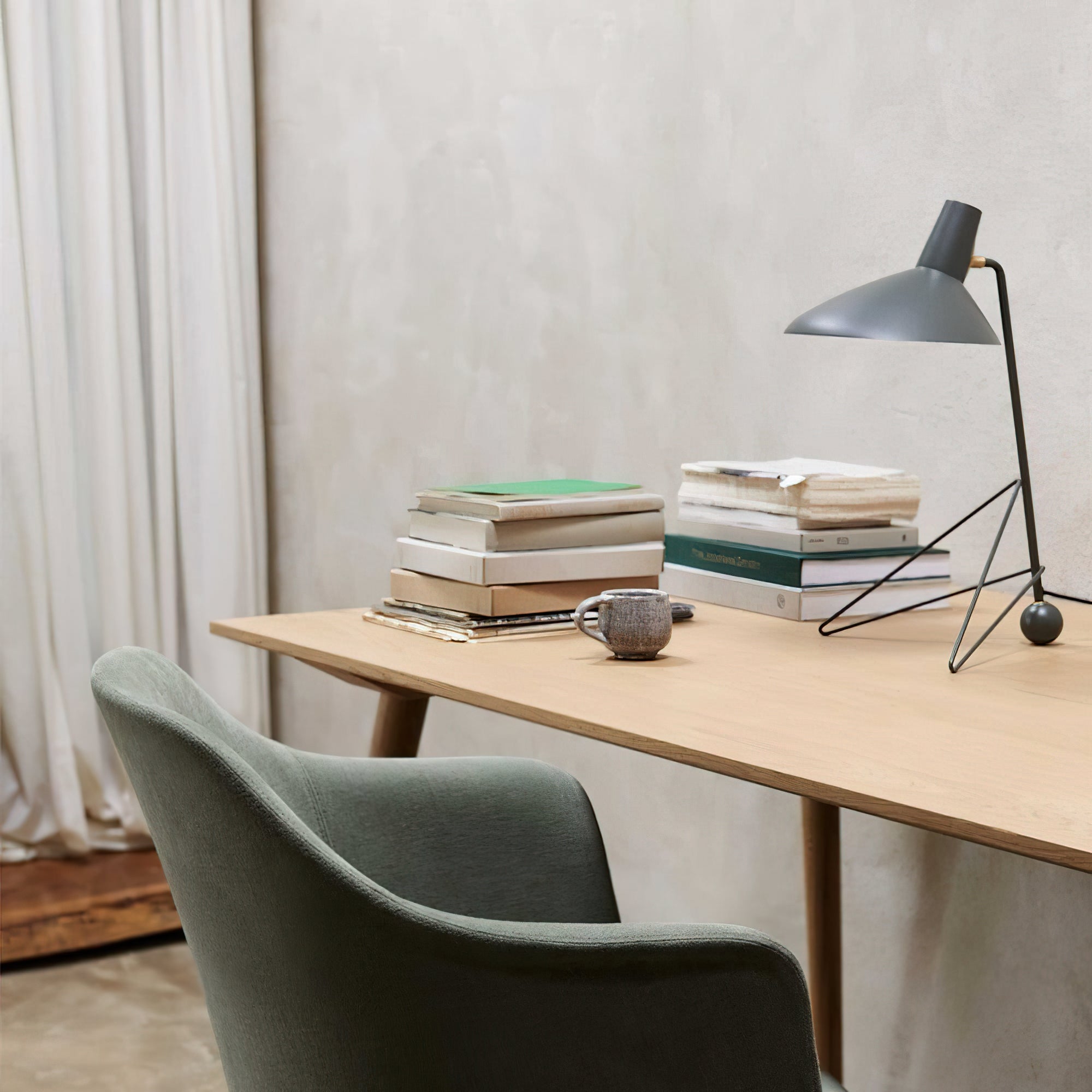 Vintage Duckbill Metal Table Lamp - Adjustable Desk Light for Study, Office & Bedroom - Warm White LED Reading Lamp with USB Port