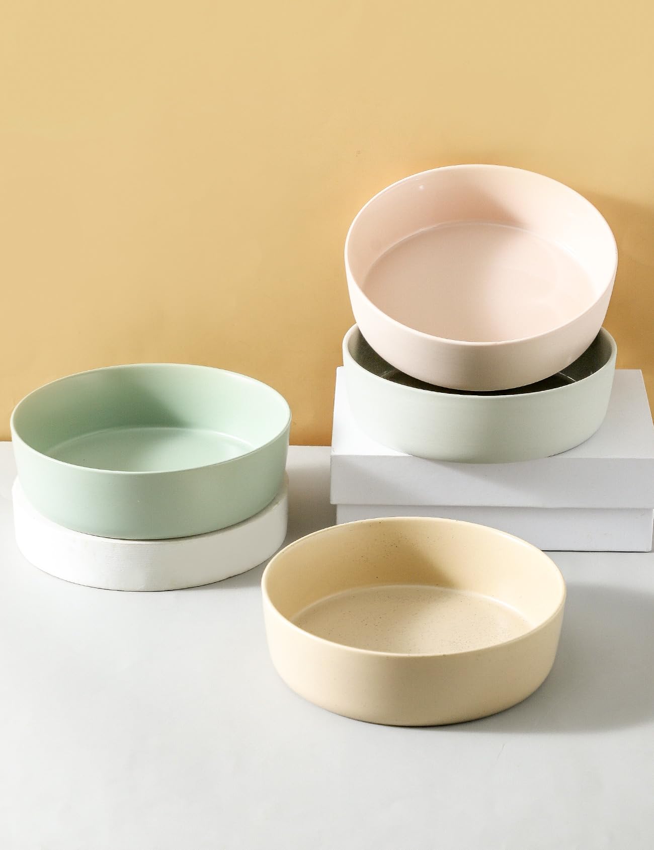 UBEE Ceramic Dog Bowl - 7 Inch Pet Food & Water Dish for Small to Medium Dogs & Large Cats - Non-Slip, Durable Feeding Bowl in Soft Pink - Perfect for Home, Kitchen & Travel Use