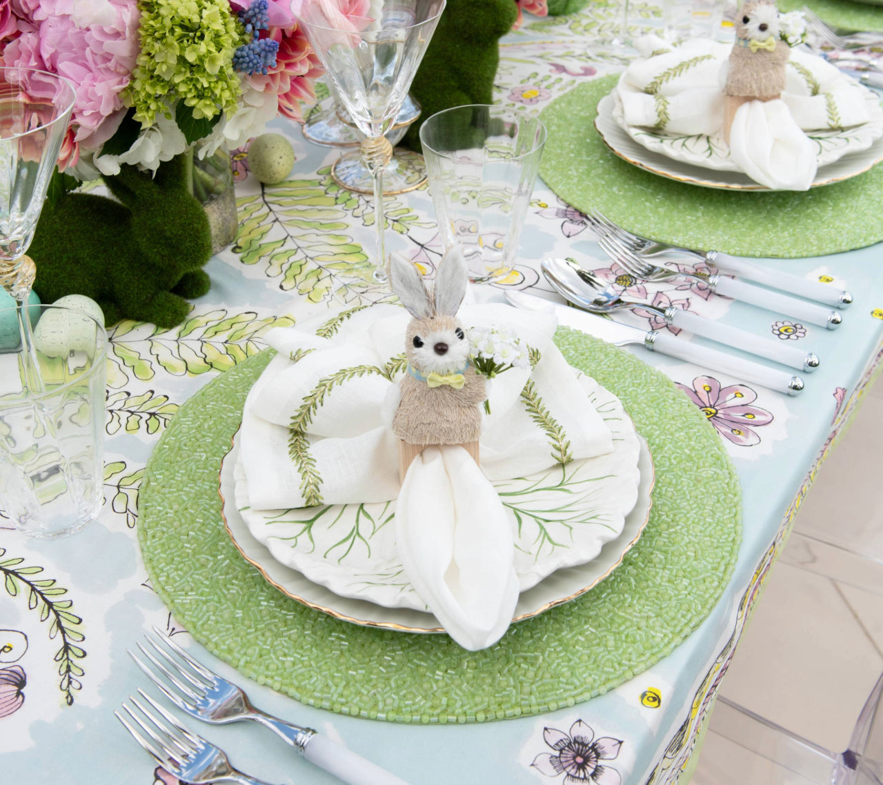 Premium Green Perennial Placemats Set of 4 - Eco-Friendly Table Mats for Dining Room, Kitchen, and Outdoor Picnics