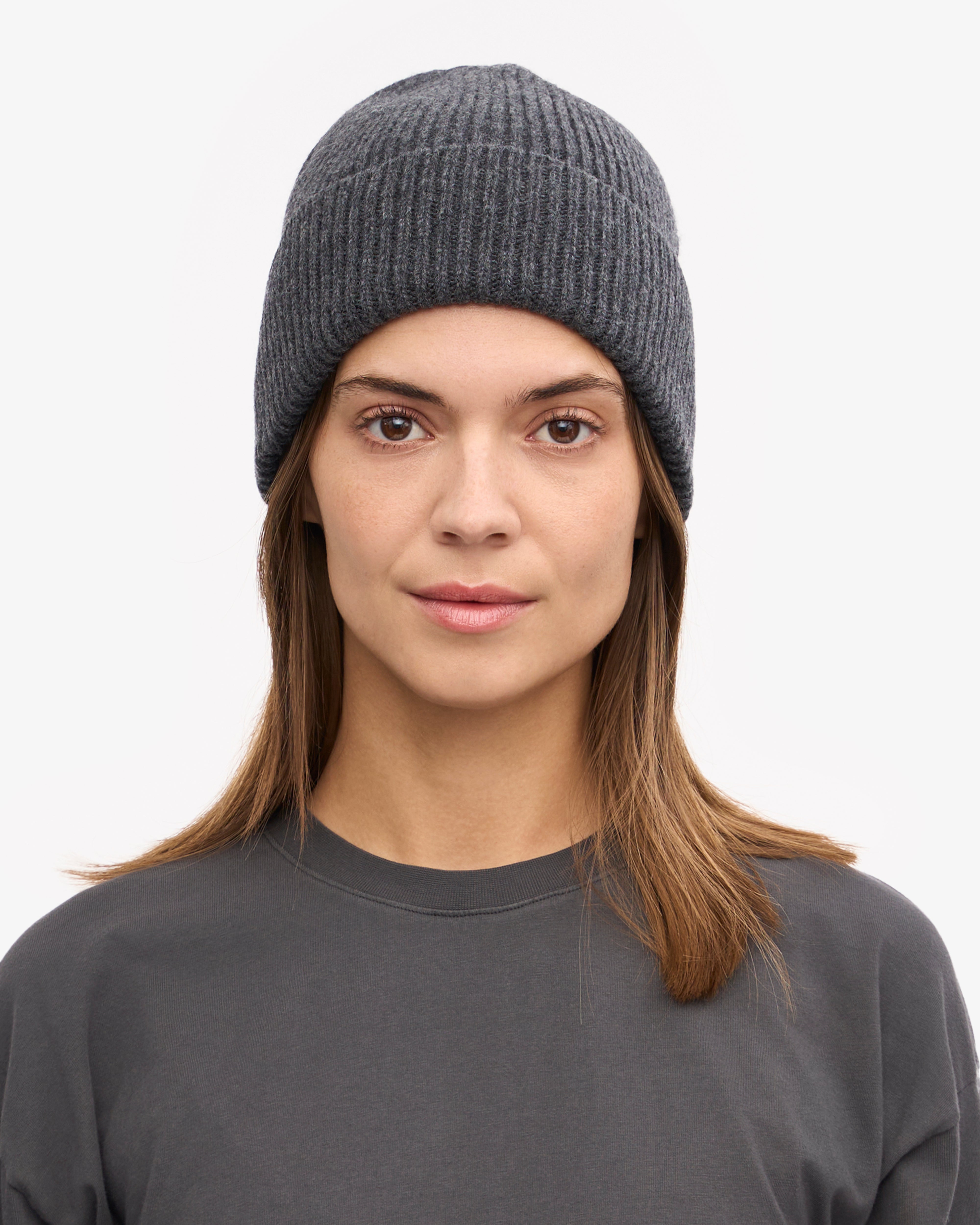 Premium Merino Wool Beanie for Men & Women - Soft & Warm Winter Hat in Lava Grey - Perfect for Skiing, Hiking & Outdoor Activities