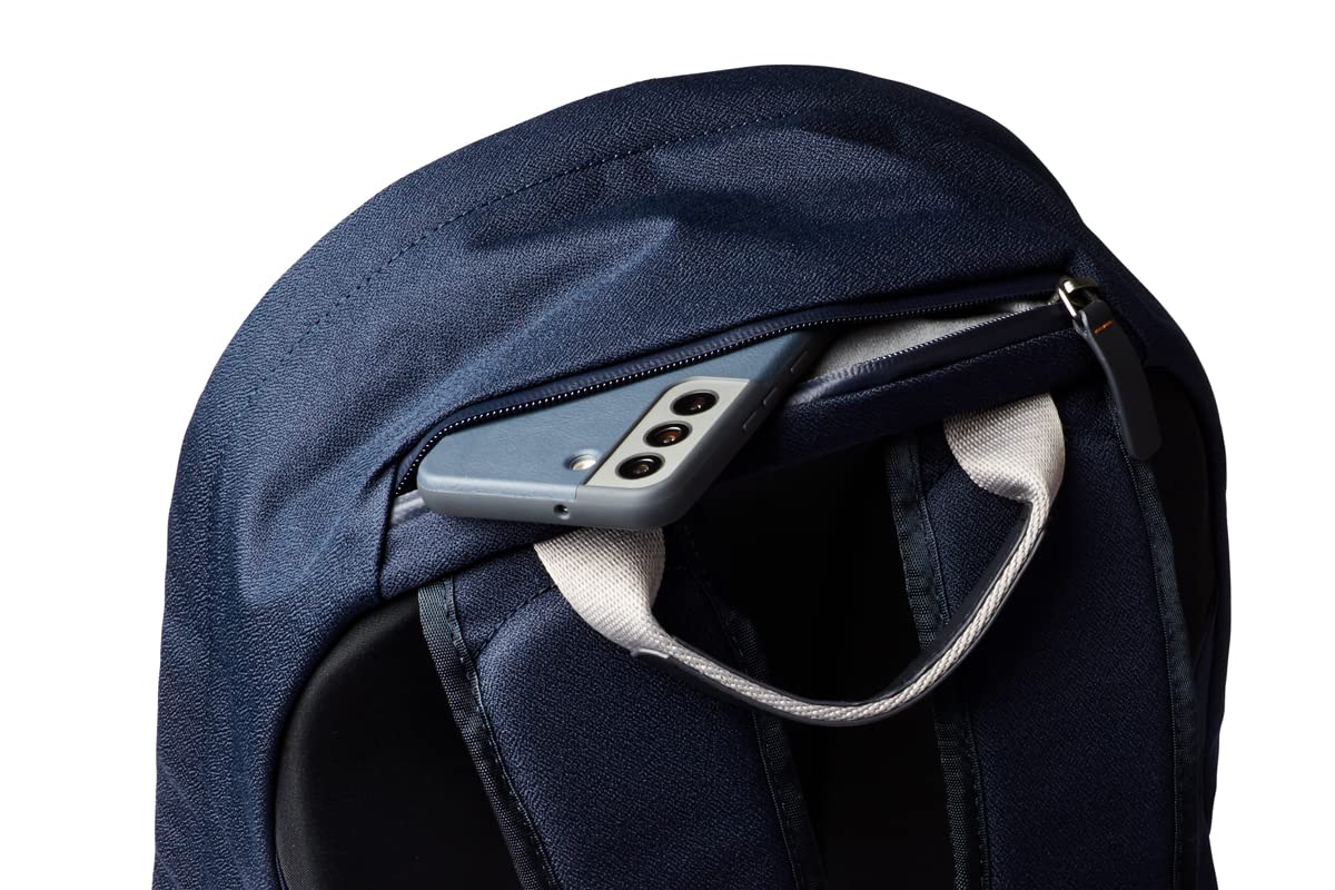 Bellroy Classic Backpack Second Edition 20L - Water-Resistant Laptop Backpack for 15 Inch Computers, Travel & Work - Navy Blue (Perfect for Commuting, Business Trips & College)