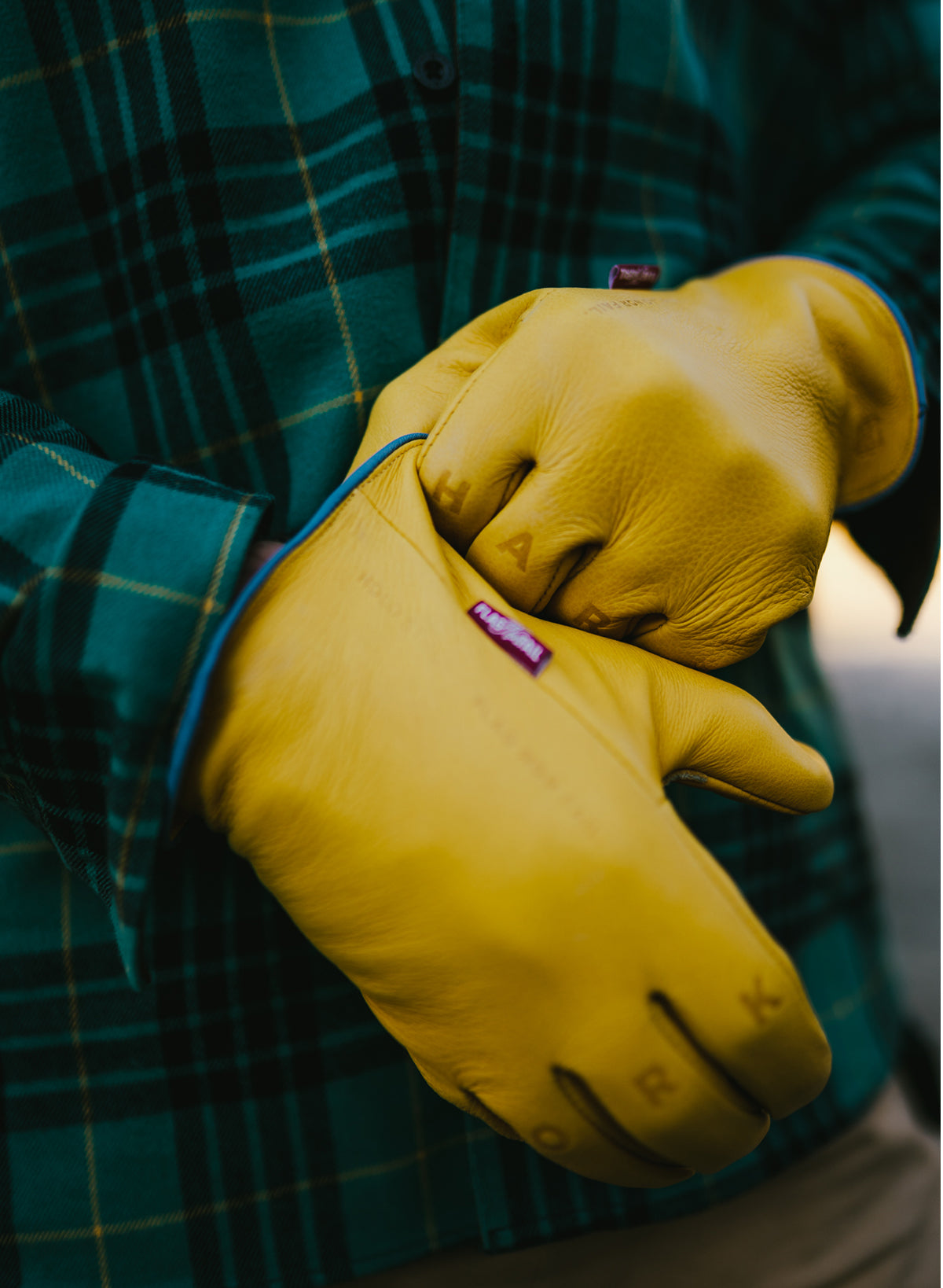 High-Quality Yellow Work Gloves - Durable & Comfortable for Construction, Gardening & DIY Projects
