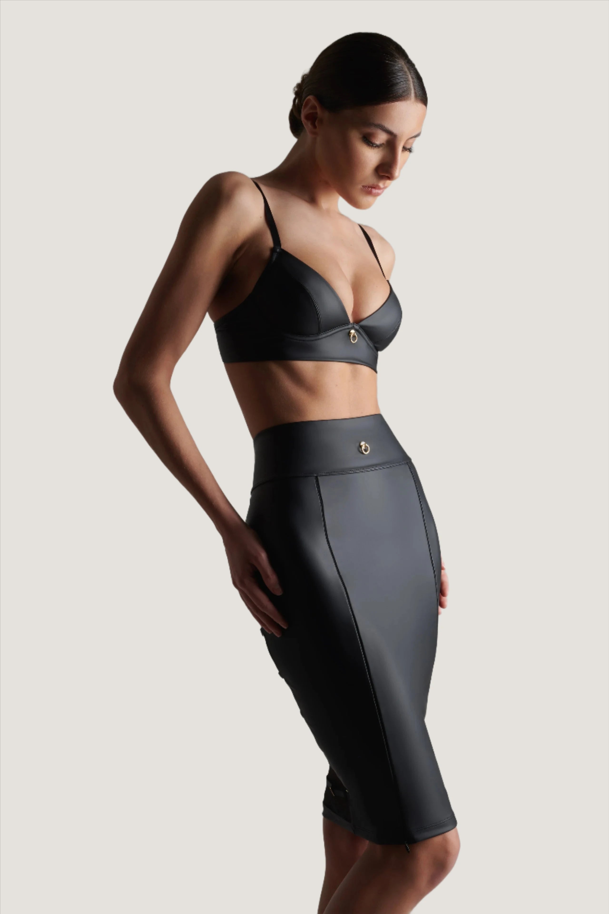 Chambre Noire Bralette Bra - Wireless Lace Bralette for Women, Comfortable Seamless Underwear for Everyday Wear, Perfect for Yoga, Lounge and Sleep