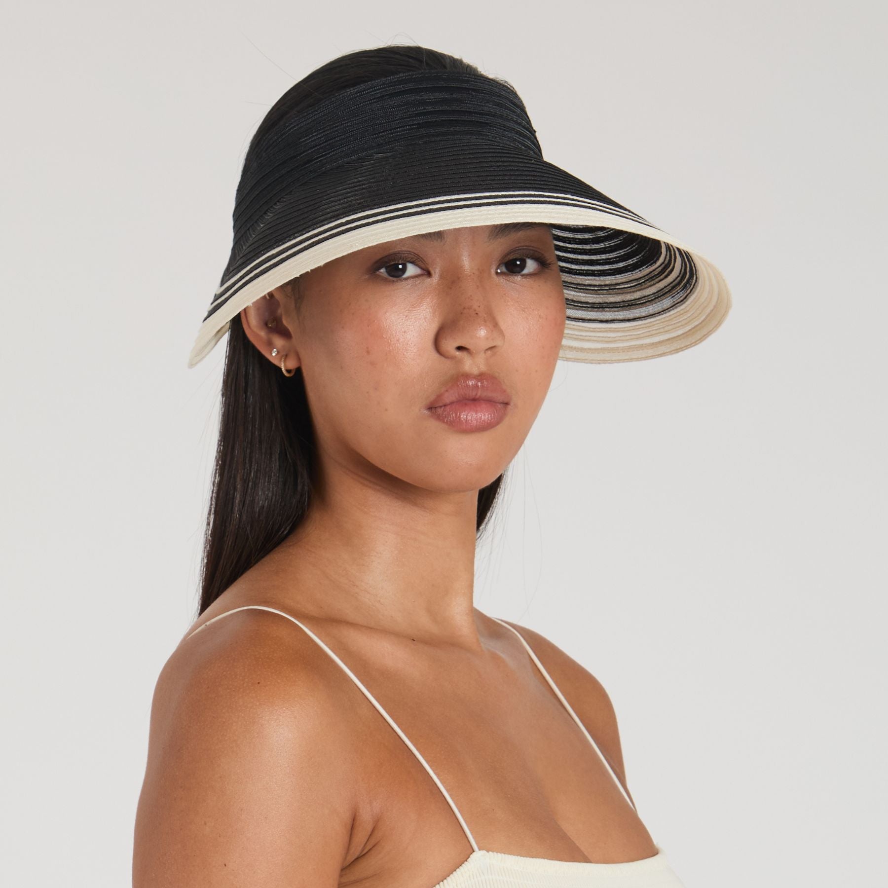 Trixie Ombré Horsehair Packable Visor Hat - Stylish & Foldable Sun Hat for Women - Perfect for Beach, Vacation, and Outdoor Activities