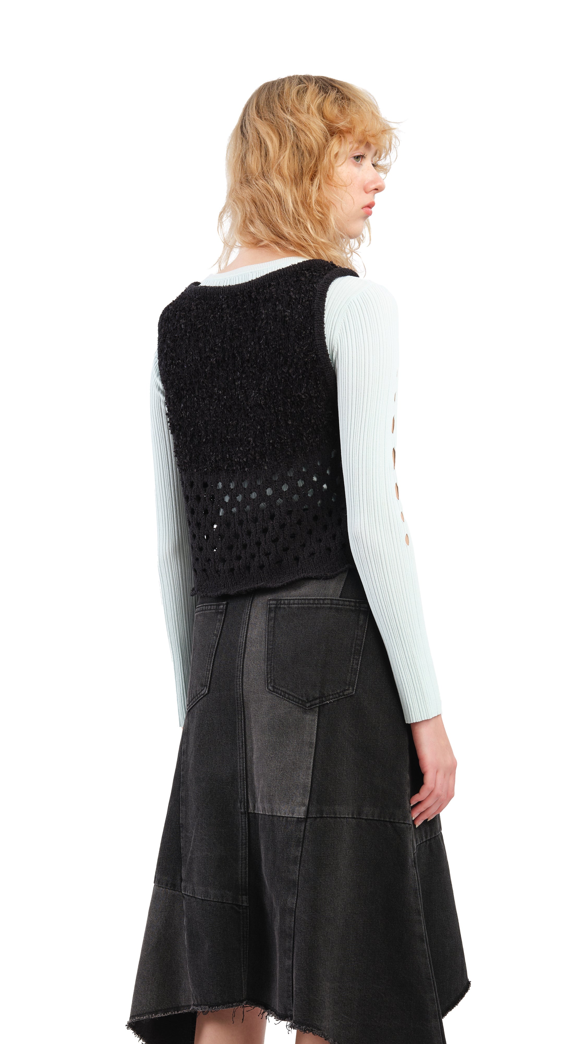 Stylish Women's Knit Vest - Soft & Comfortable Winter Layering Piece for Casual Outfits & Office Wear