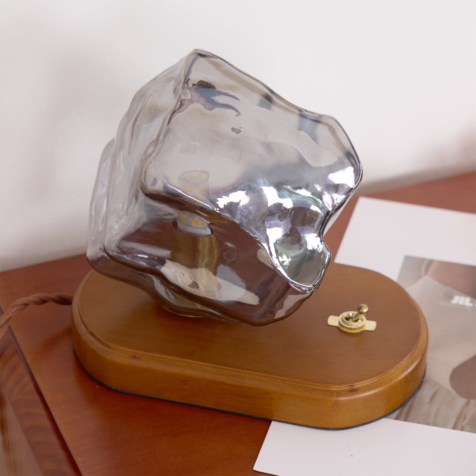 Modern Ice Stone Glass Table Lamp - Elegant Bedside & Living Room Lighting for Home Decor