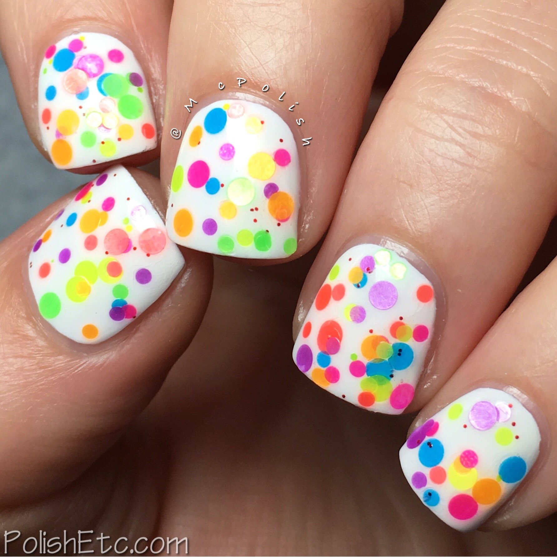 Upside Round Nail Polish 0.5oz - Salon Quality for Home Manicures