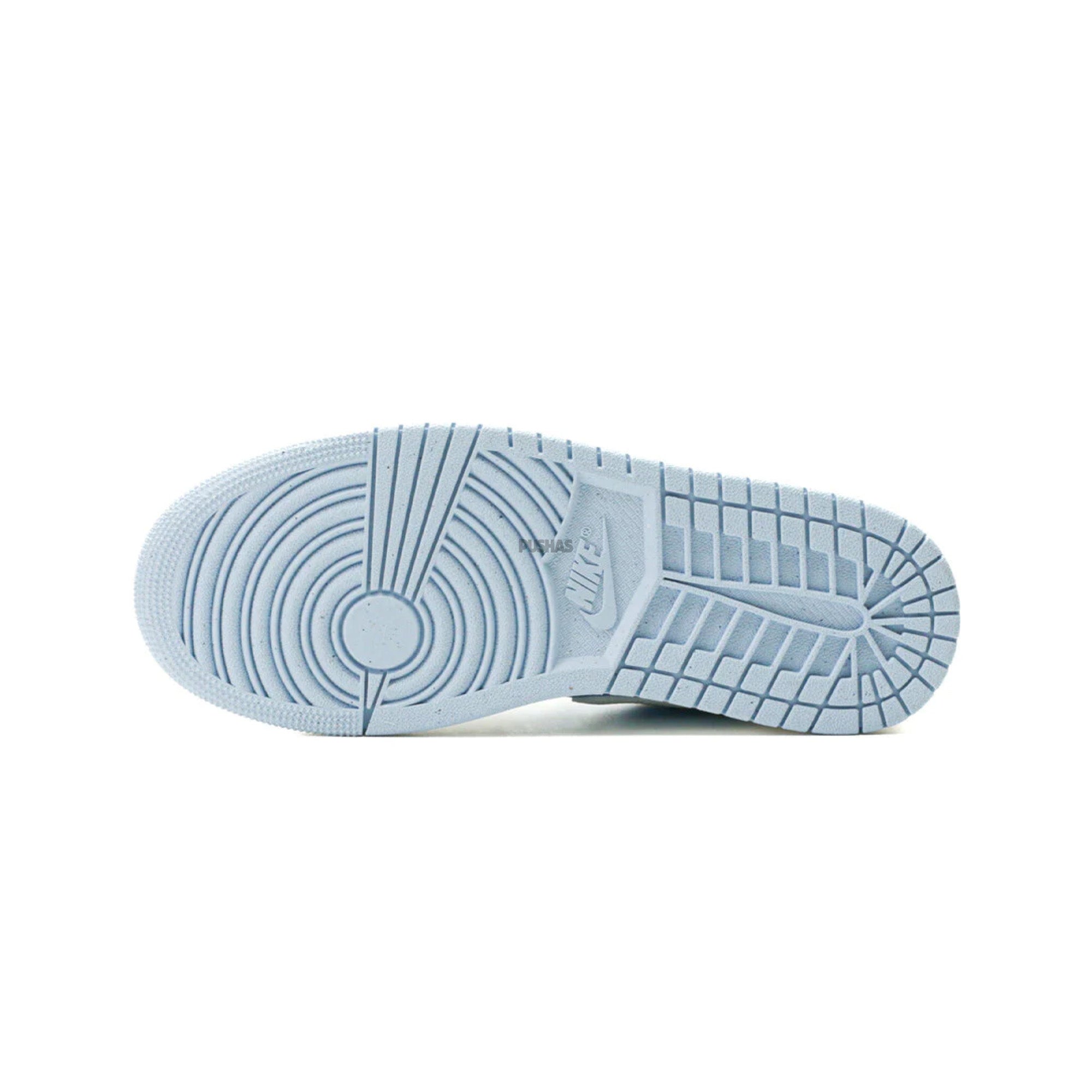 Air Jordan 1 Low SE 'Reverse Ice Blue' Women's Sneakers 2023 - Lightweight Comfortable Basketball Shoes for Women, Casual Streetwear Fashion & Gym Workouts