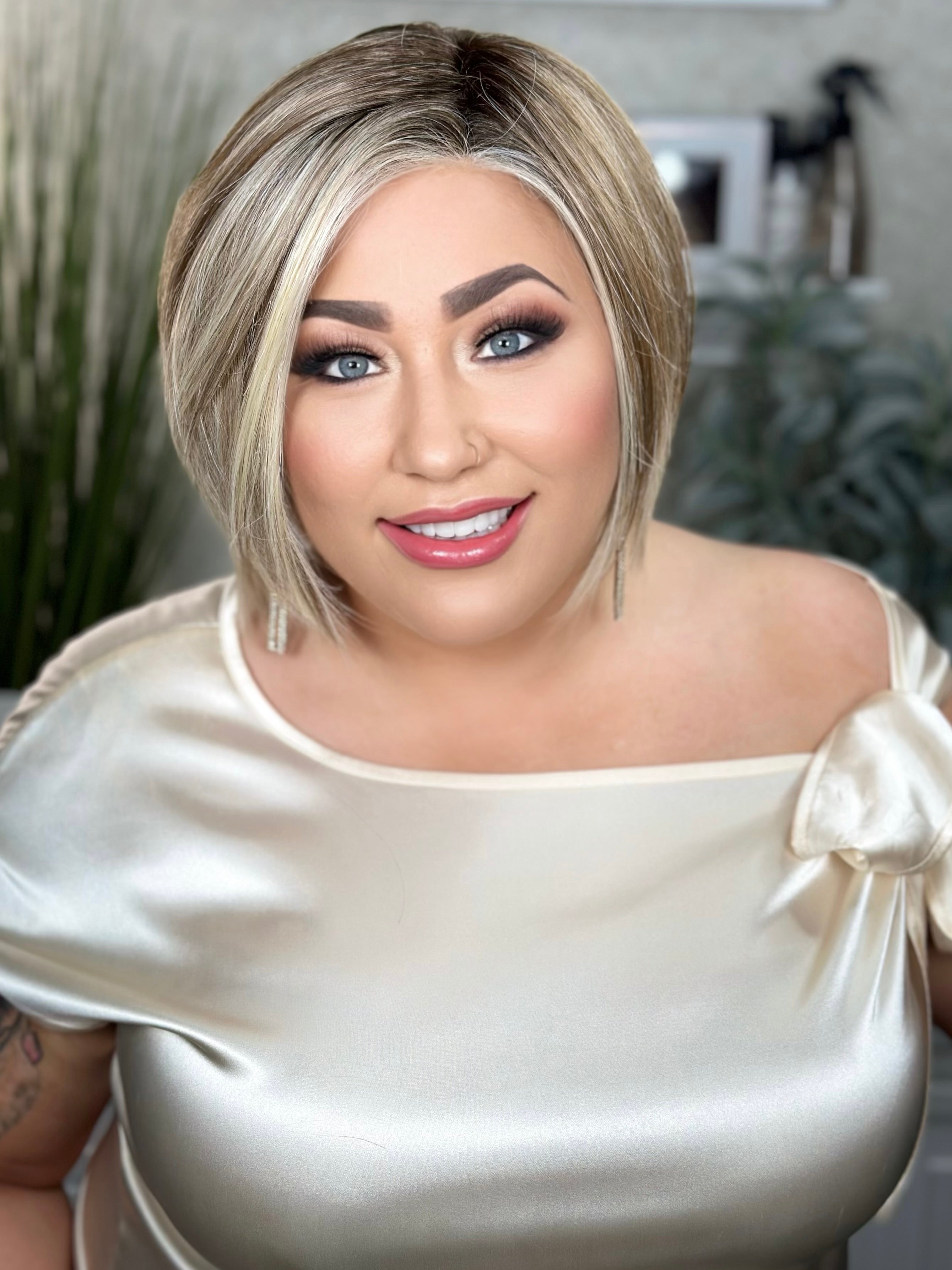 LEVEL UP Frosted Blonde Hair Dye - Semi-Permanent Hair Color for Women & Men - Perfect for Parties, Cosplay & Everyday Style