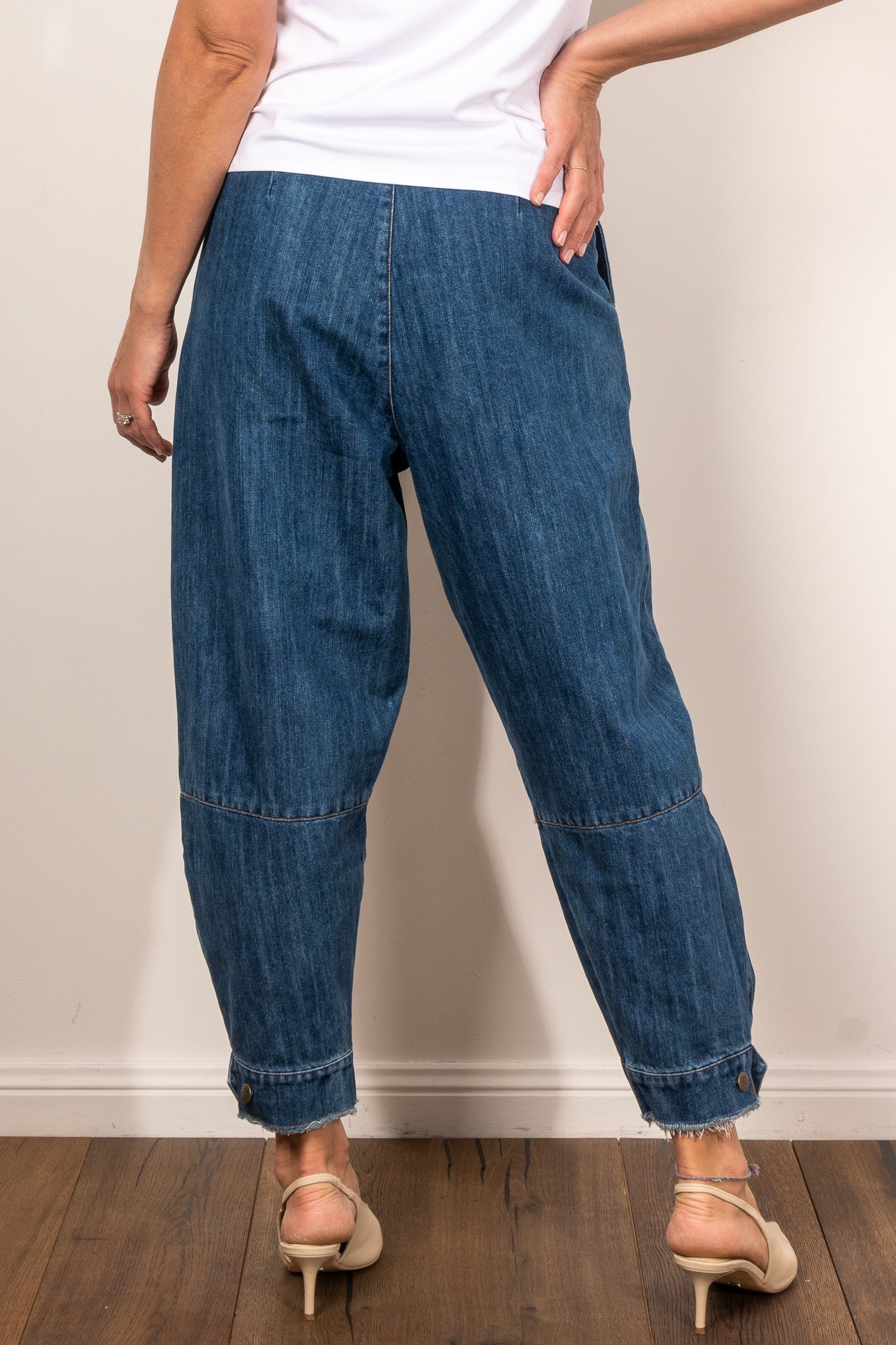 M.A. Dainty Trucker Jean - Women's High Waisted Distressed Denim Jeans for Casual Wear & Street Style Outfits