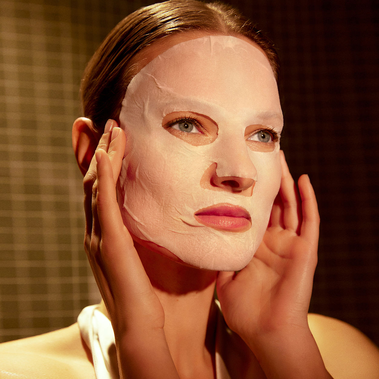 Esssential Shock Intense Instant Lift Mask - Anti-Aging Face Mask for Wrinkle Reduction & Firming - Perfect for Spa Nights & Pre-Event Skin Prep