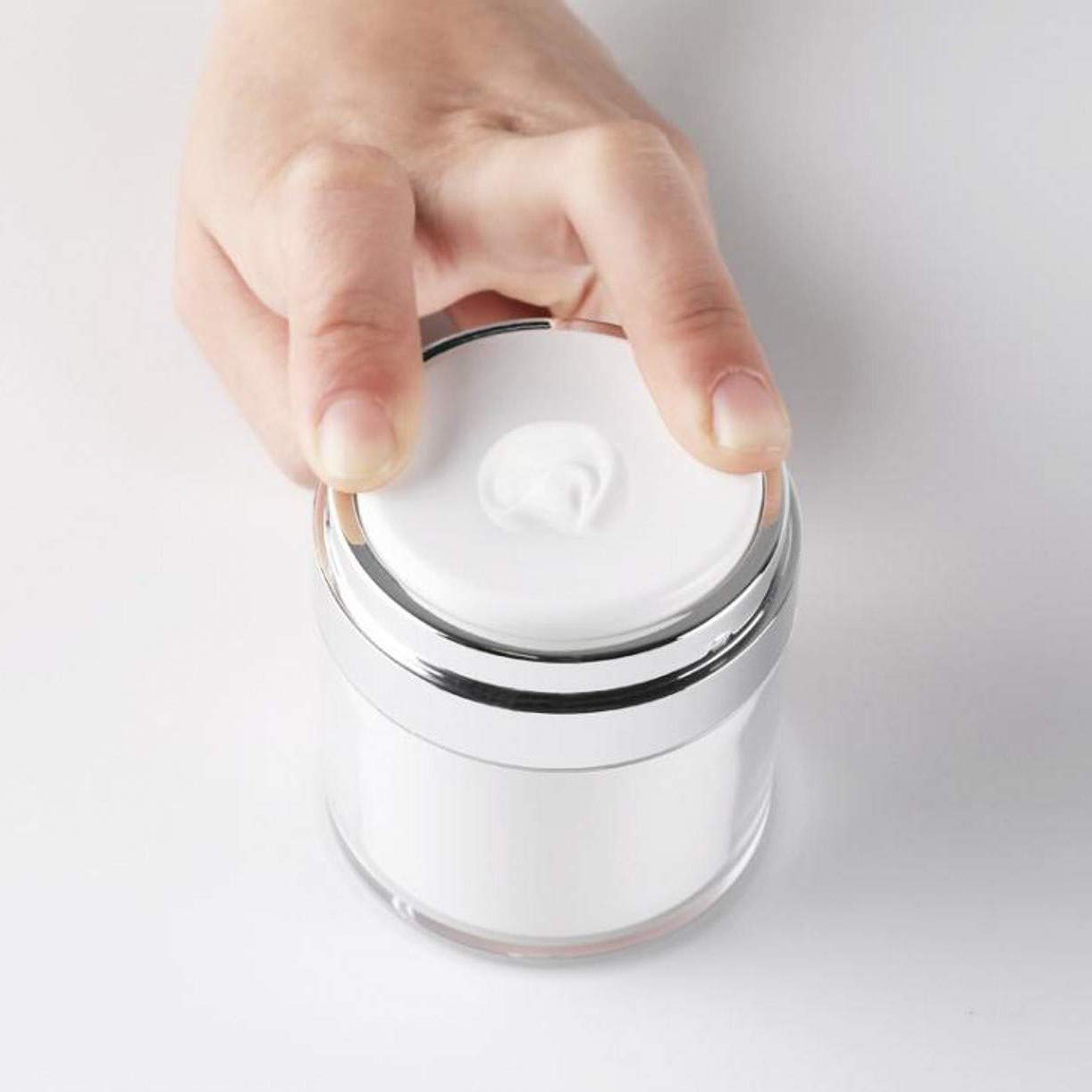 EKANTIK Refillable Travel Size Airless Pump Bottle - Acrylic Vacuum Press Jar for Face Lotion, Skincare Cream & Cosmetics | Portable Leak-Proof Container with Lid | Perfect for Travel, Gym & Daily Skincare Routine