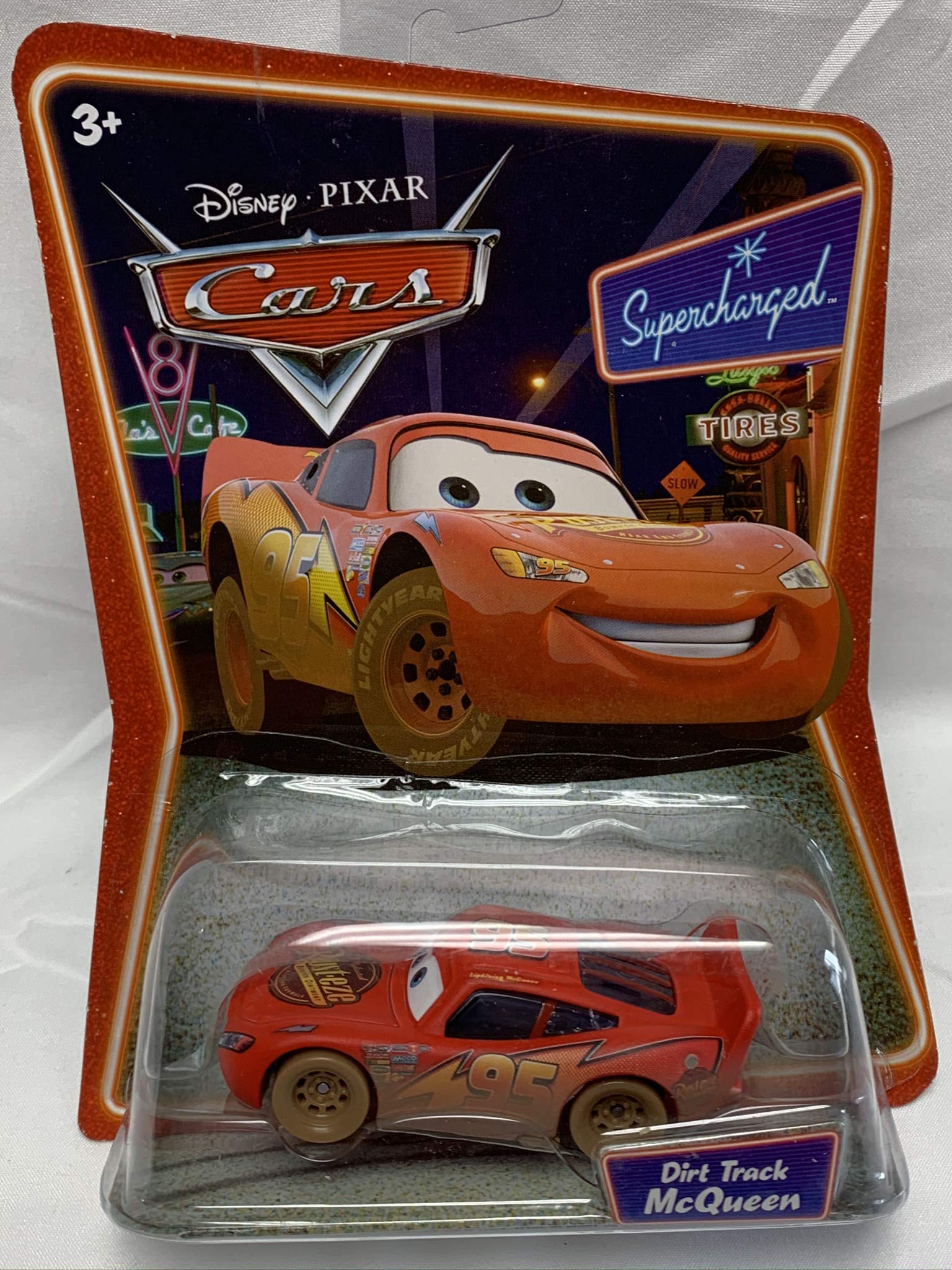 Mattel Disney Pixar Cars Lightning McQueen Die-Cast Toy Car #03 - Collectible Race Car for Kids & Fans - Perfect for Playtime, Display & Gifts