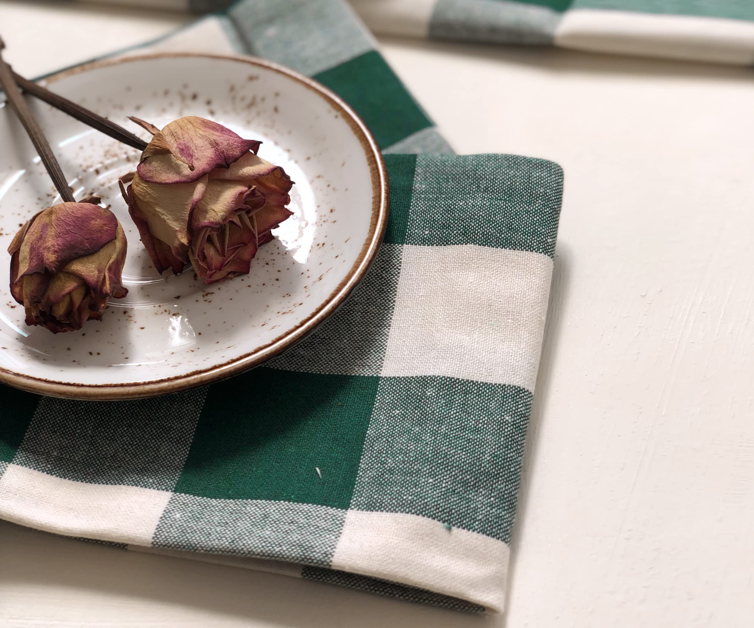 **Premium Cotton & Linen St. Patrick's Day Hand Towels – Plaid Tea Towels Set of 3 (18x28) | Soft Green & White Dish Towels for Kitchen, Spring Decor & Irish-Themed Parties**    *(Use for drying dishes, festive St. Patrick's Day decor, spring kitchen accents, or cozy farmhouse-style gifting.)*