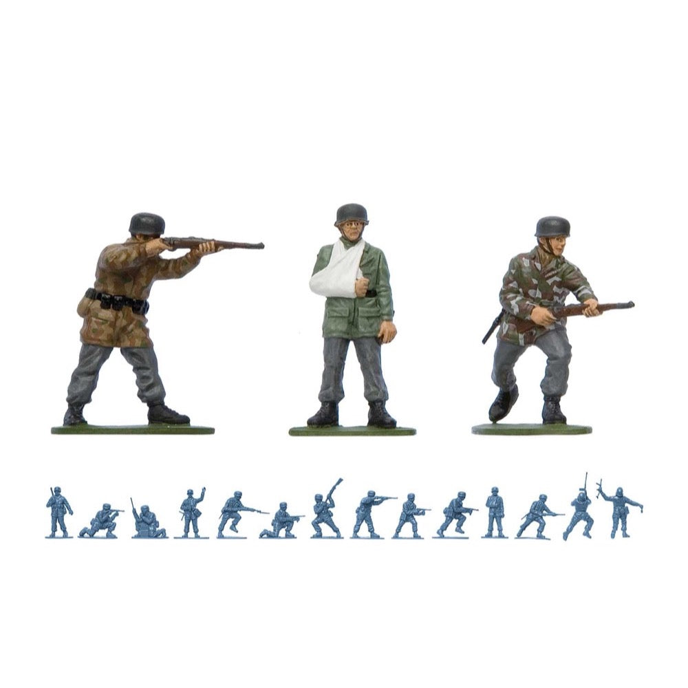 Airfix A02712V 1/32 Scale WWII German Paratroopers Model Kit - Perfect for Military History Enthusiasts & Diorama Building