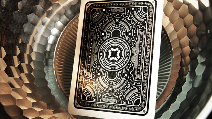 Professional Mechanic Shiner Deck - Marked Playing Cards for Magic Tricks & Card Games | Perfect for Magicians, Poker Players & Card Enthusiasts