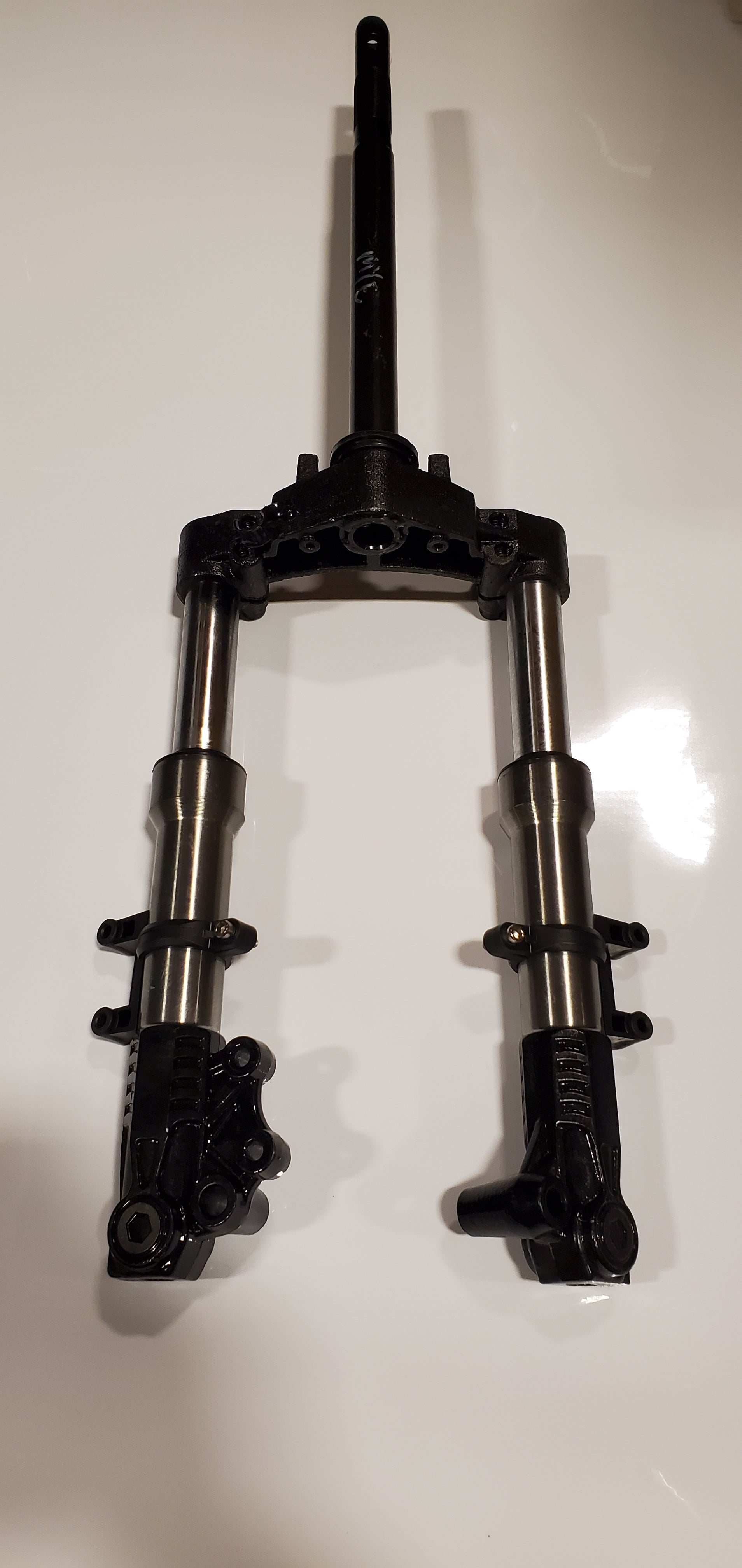 Premium Front Fork Set for Bikes - High-Performance Suspension for Mountain & Road Bicycles | Perfect for Off-Road Trails, Commuting & Cycling Adventures