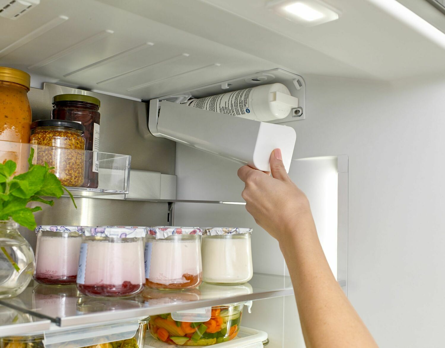 Bosch 800 Series 36 Inch French Door Refrigerator with Bottom Freezer - Stainless Steel, Easy Clean B36CL80ENS - Perfect for Modern Kitchens & Large Family Homes