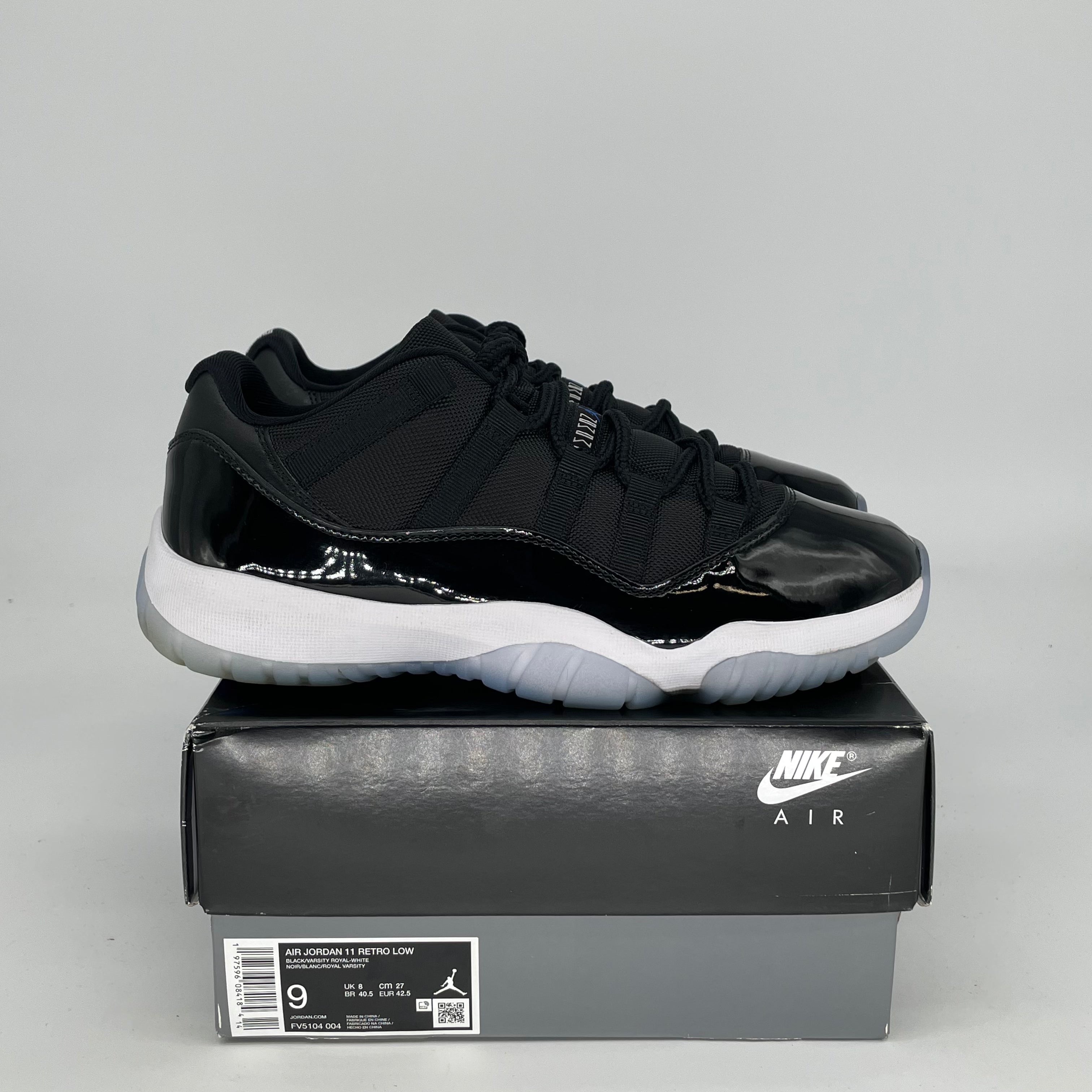 AIR JORDAN 11 LOW SPACE JAM Men's Basketball Shoes Size 9/10.5W - FV5104 004 Black/White Sneakers for Casual Wear & Court Performance
