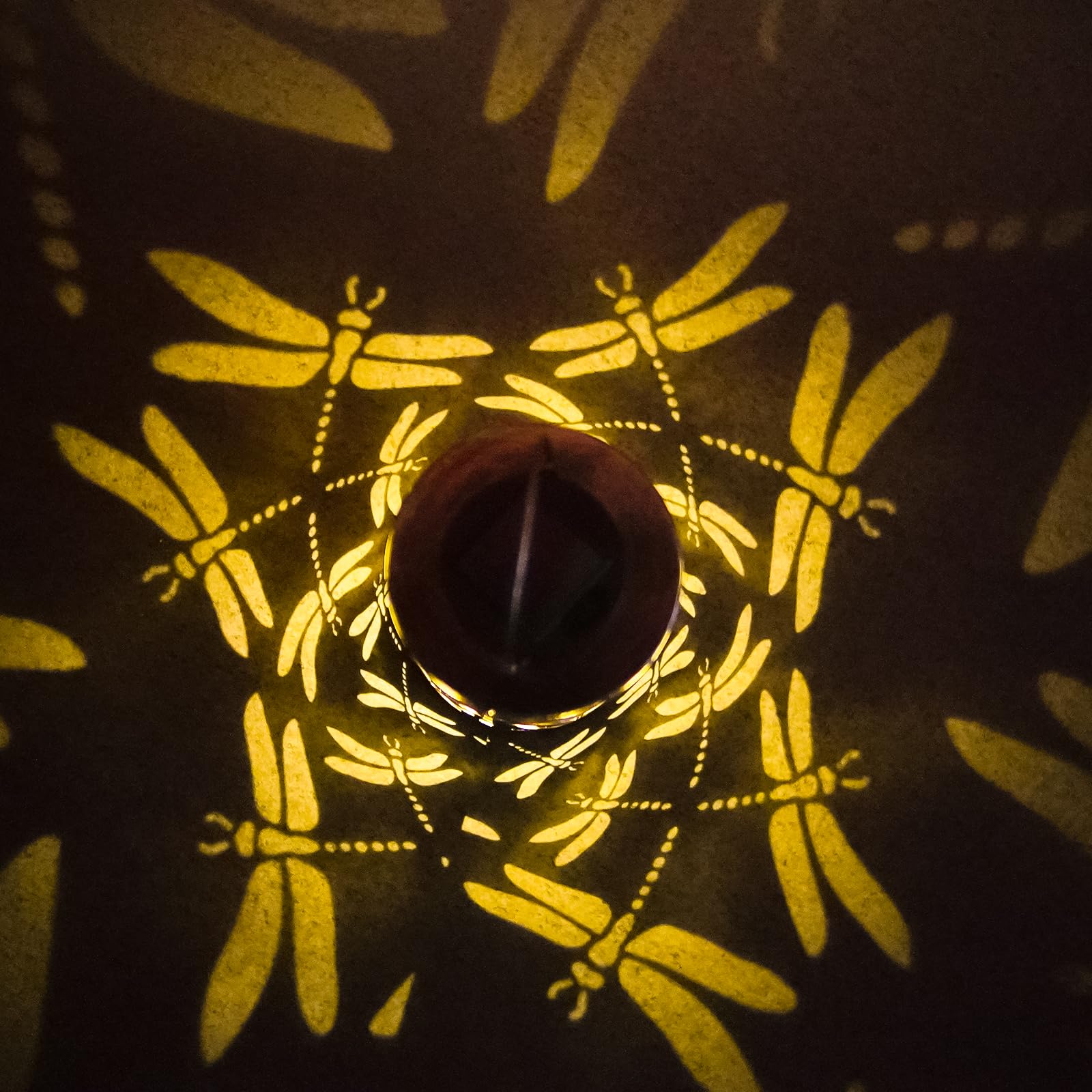 Solar Powered Outdoor Hanging Lanterns - Waterproof Metal Dragonfly Decorative Lights for Garden, Patio, Yard, Backyard - Perfect Gift for Mom, Grandma & Women - Ideal for Evening Gatherings, Romantic Dinners & Holiday Decorations