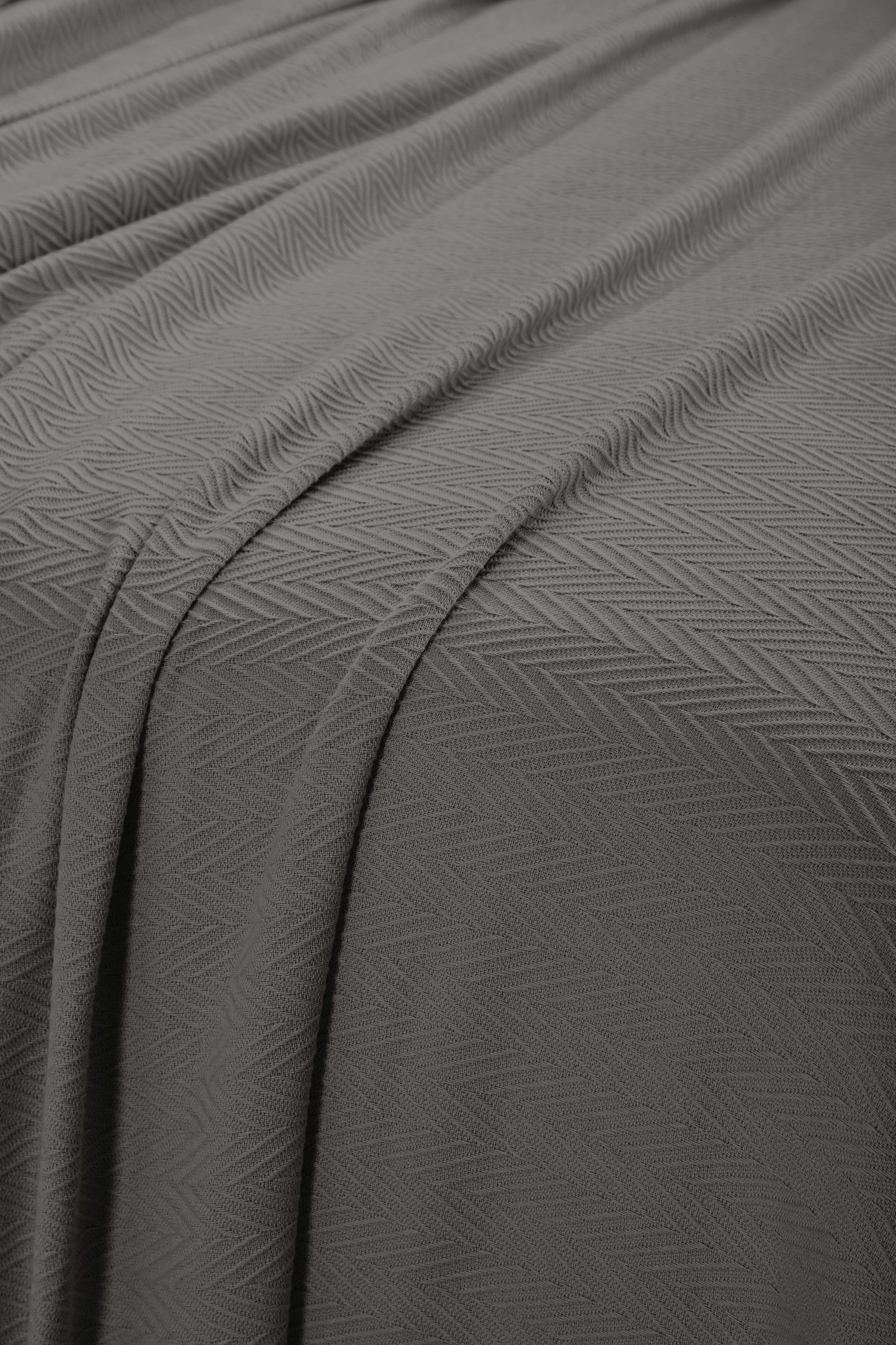 Soft All-Season Chevron Cotton Bed Blanket & Sofa Throw - Cozy Home Decor for Living Room, Bedroom, and Travel