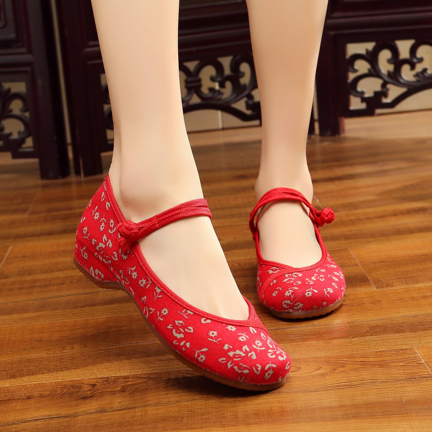 Vintage Chinese Style Women's Embroidered Mary Jane Shoes - Traditional Qipao Dress Flats for Tea Parties, Weddings & Cultural Events