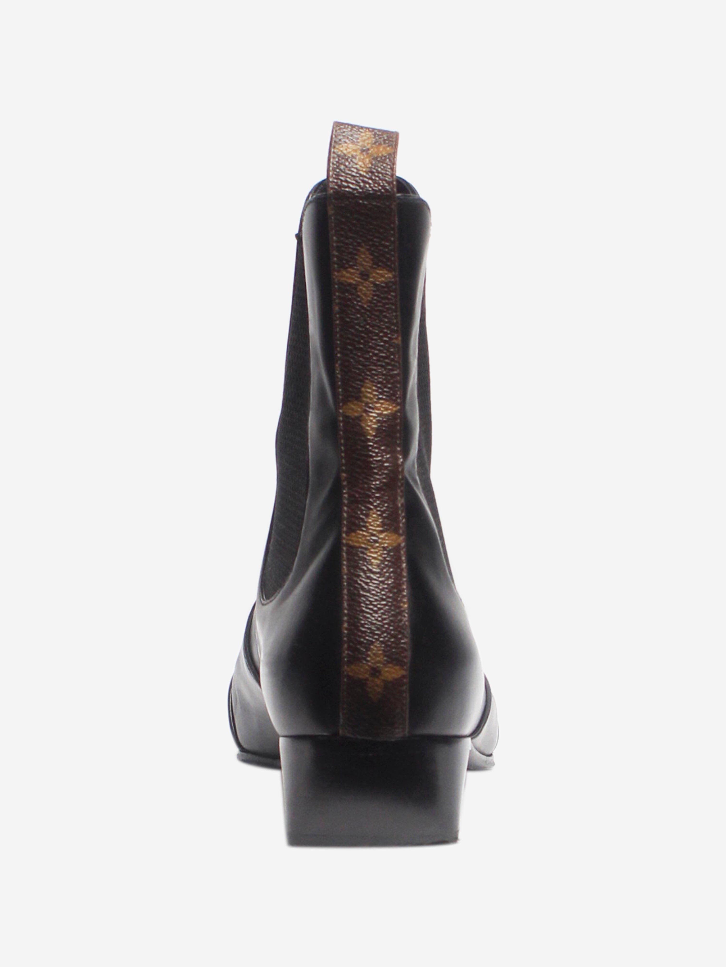 **Black Leather Chelsea Boots Women Size EU 38.5 | Comfortable & Stylish Ankle Boots for Casual, Office & Winter Wear**