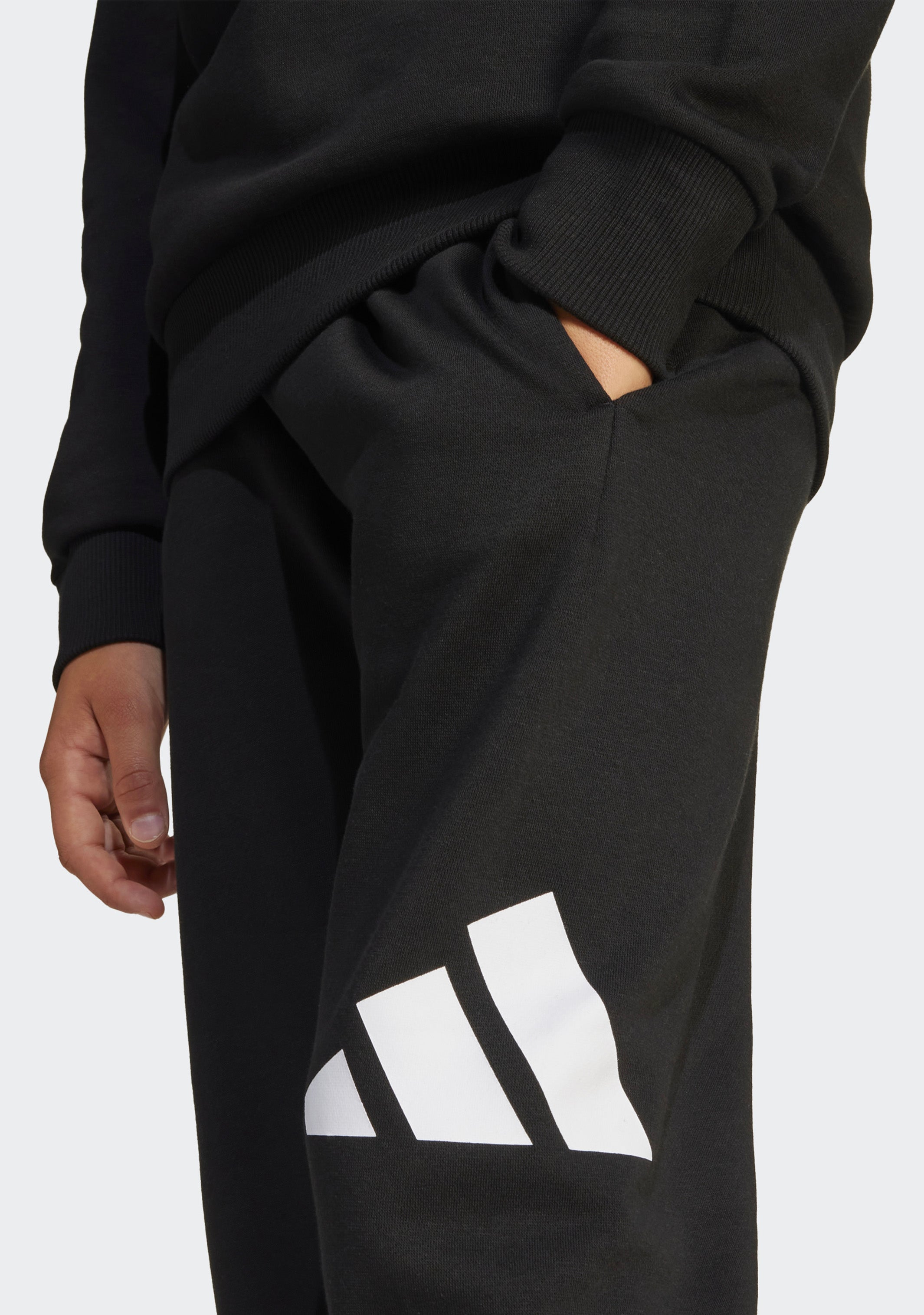 Adidas Kids' Big Logo Fleece Joggers & Crew Top Set - 2 Piece Outfit for Boys & Girls | Soft Comfortable Athletic Wear for Playdates, School & Casual Activities