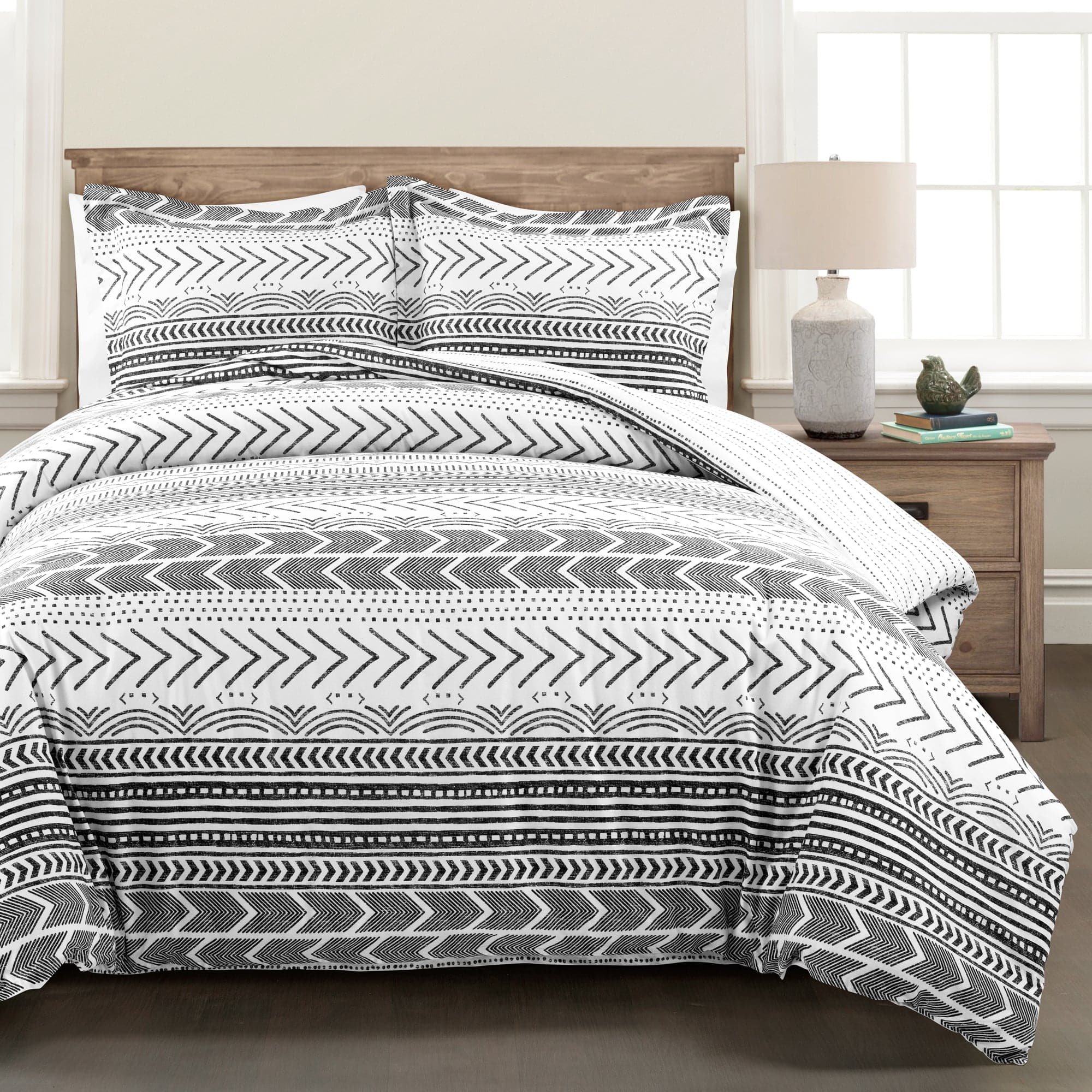 Hygge Geo Reversible Cotton Duvet Cover 3 Piece Set - Soft & Breathable Bedding Set for All Seasons - Perfect for Master Bedroom, Guest Room & Dorm Decor