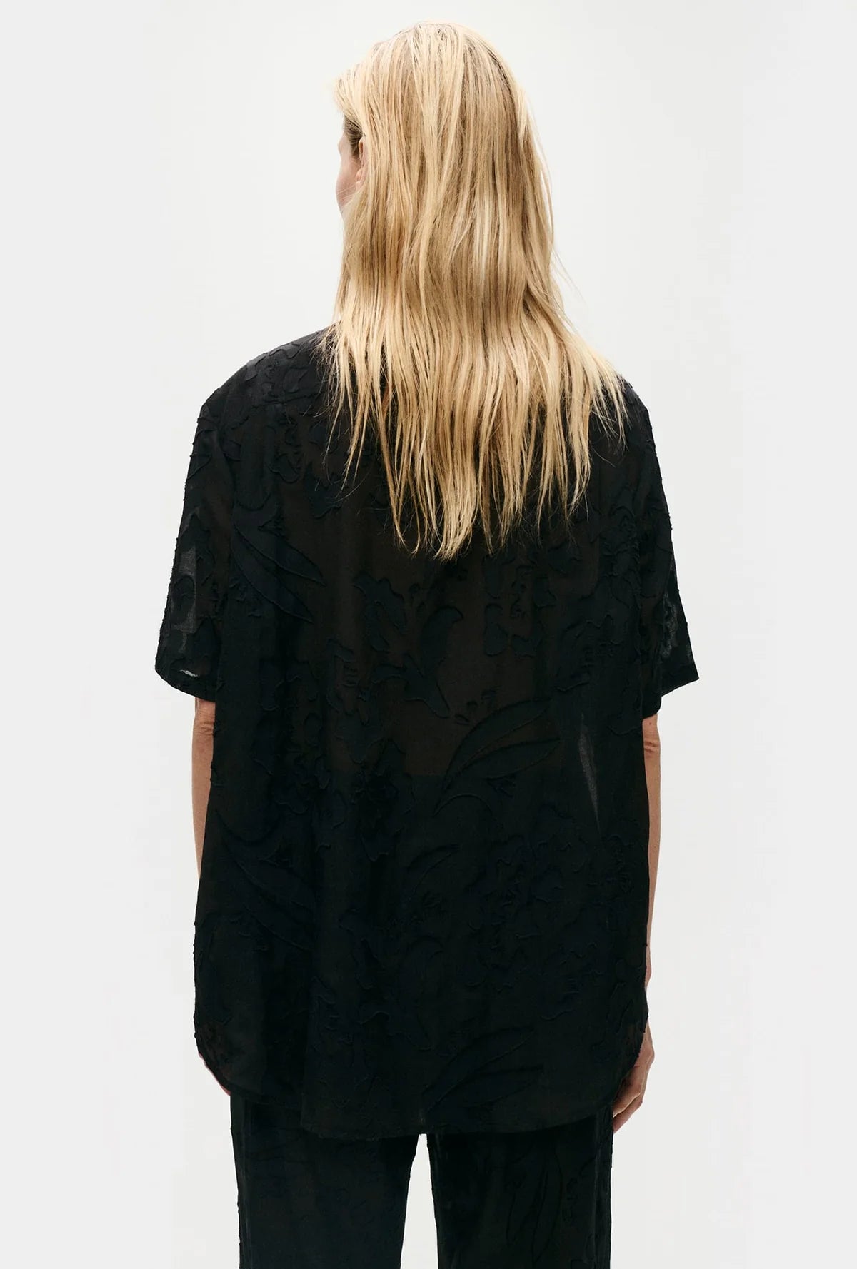 Silk Short Sleeve Boyfriend Shirt for Women - Tulipa Black | Loose Fit Button Down Blouse | Office Wear & Casual Outfits